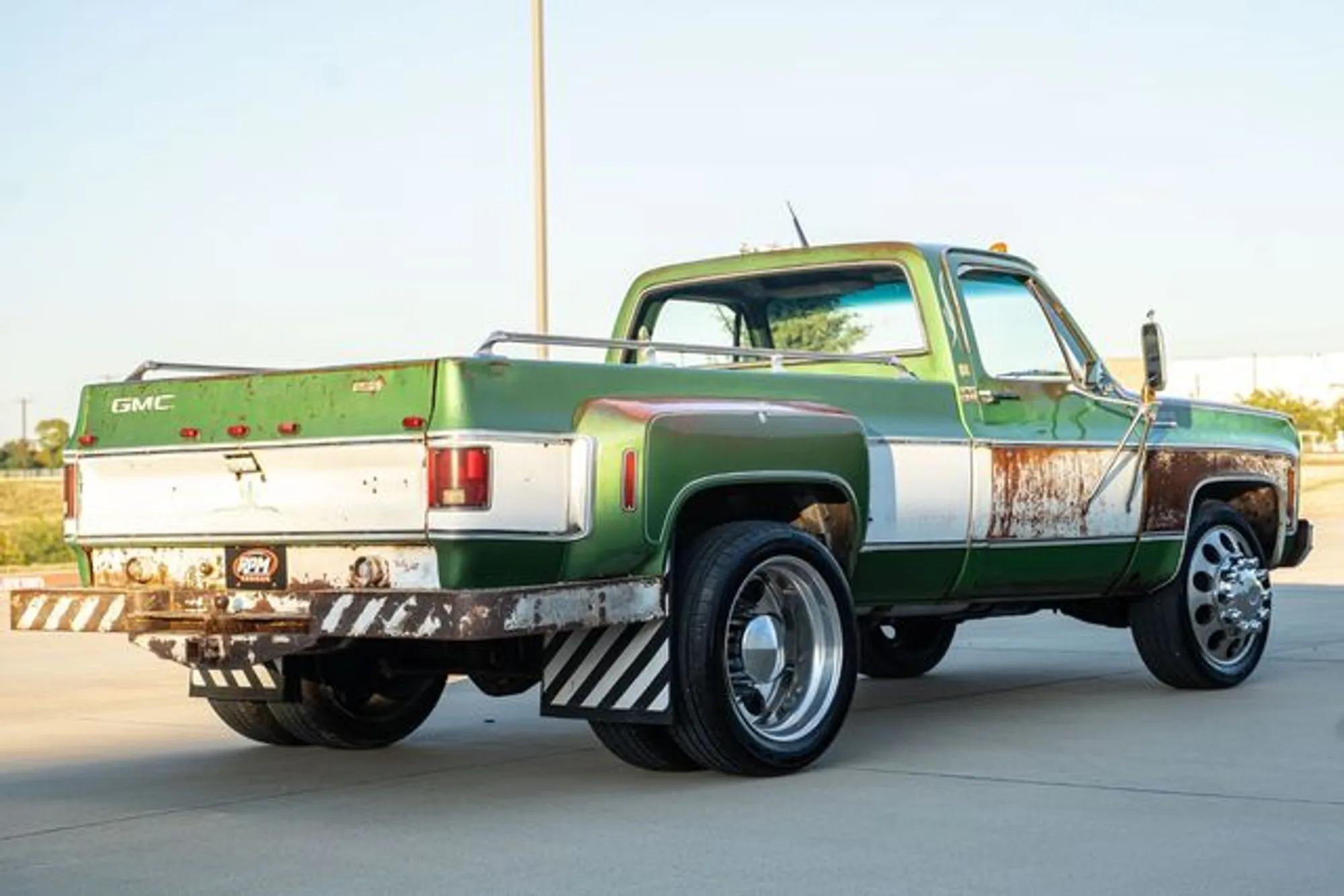 1974 GMC 3500 Custom Dually