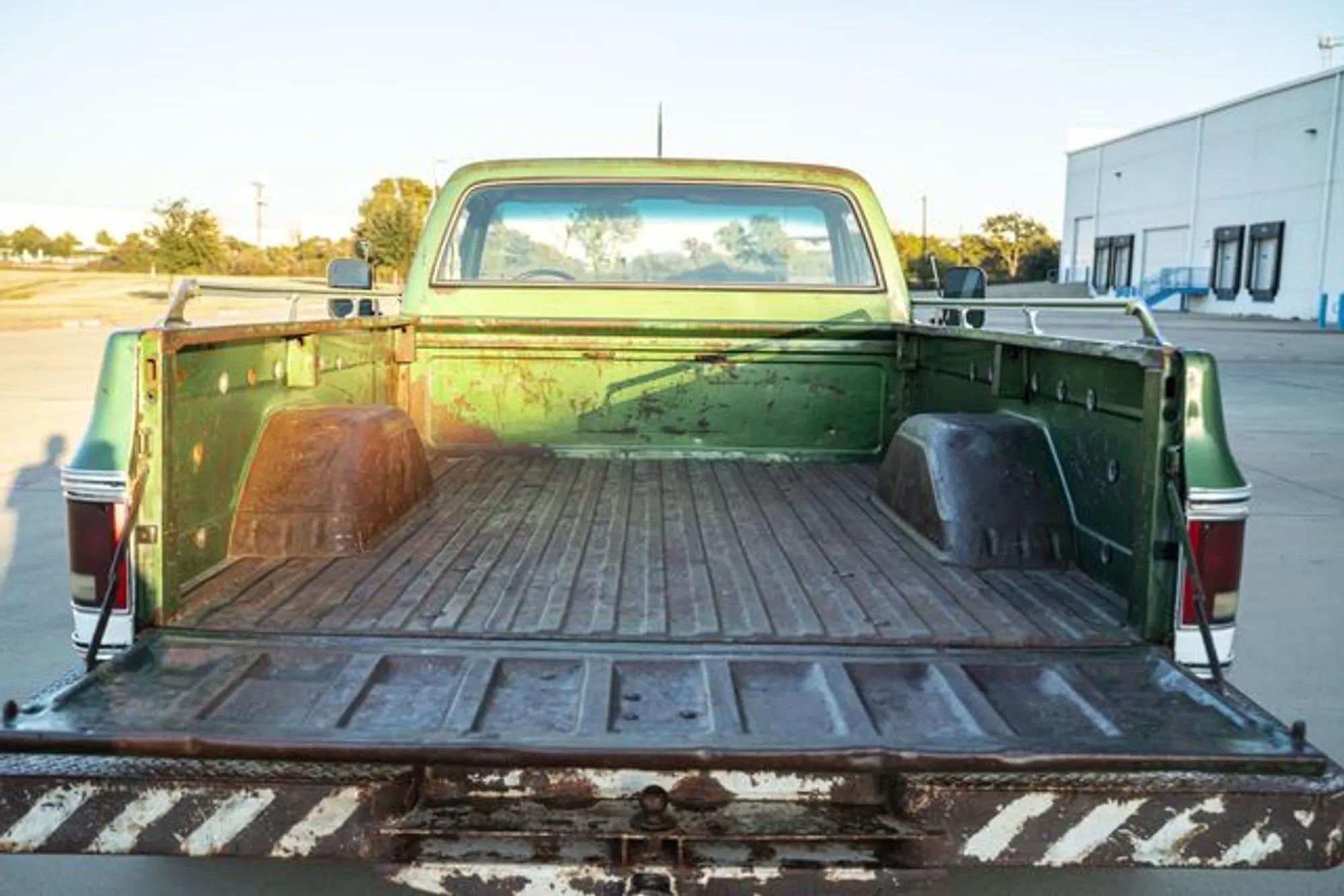 1974 GMC 3500 Custom Dually