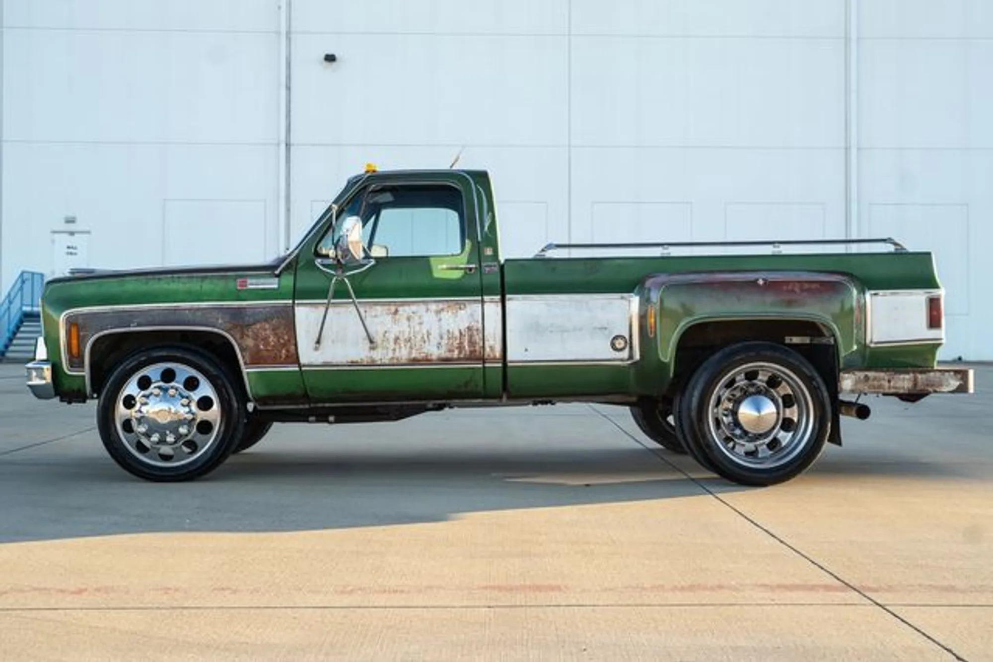 1974 GMC 3500 Custom Dually - 3