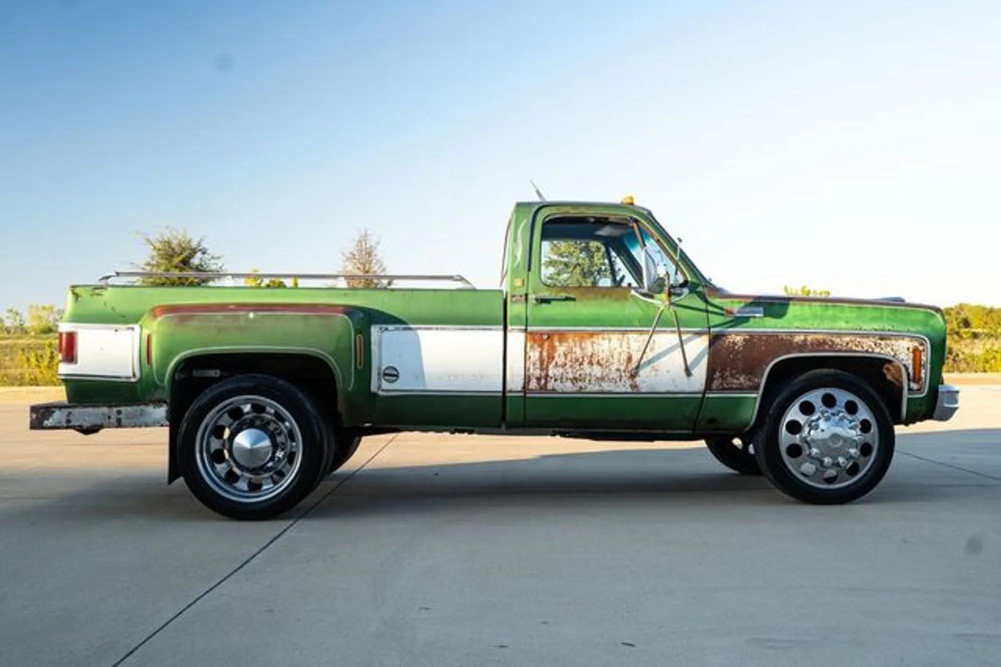 1974 GMC 3500 Custom Dually
