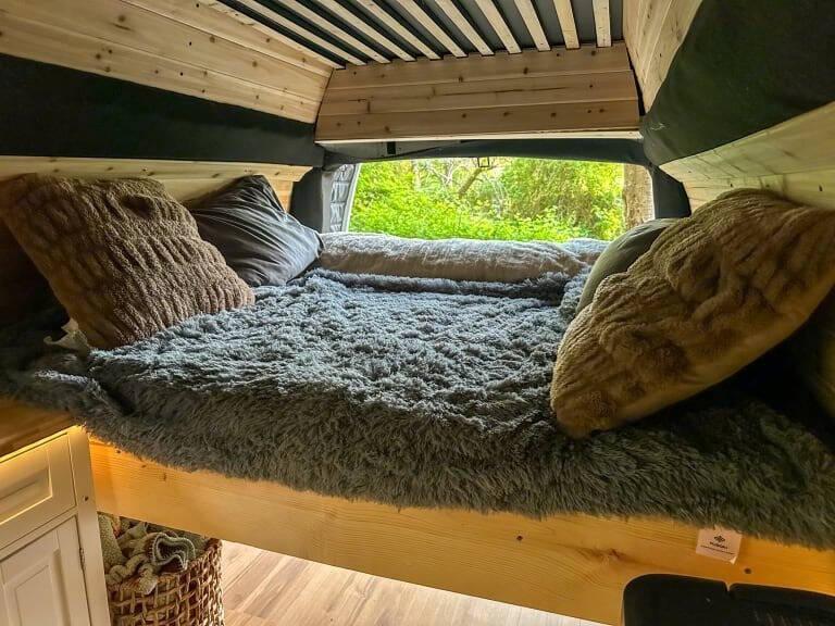 2007 GMC Savana 3500 Camper - 3