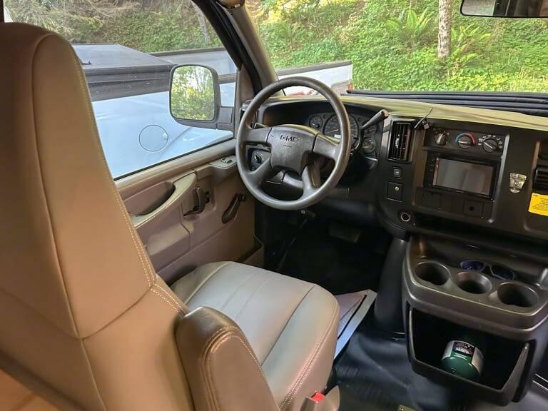 2007 GMC Savana 3500 Camper