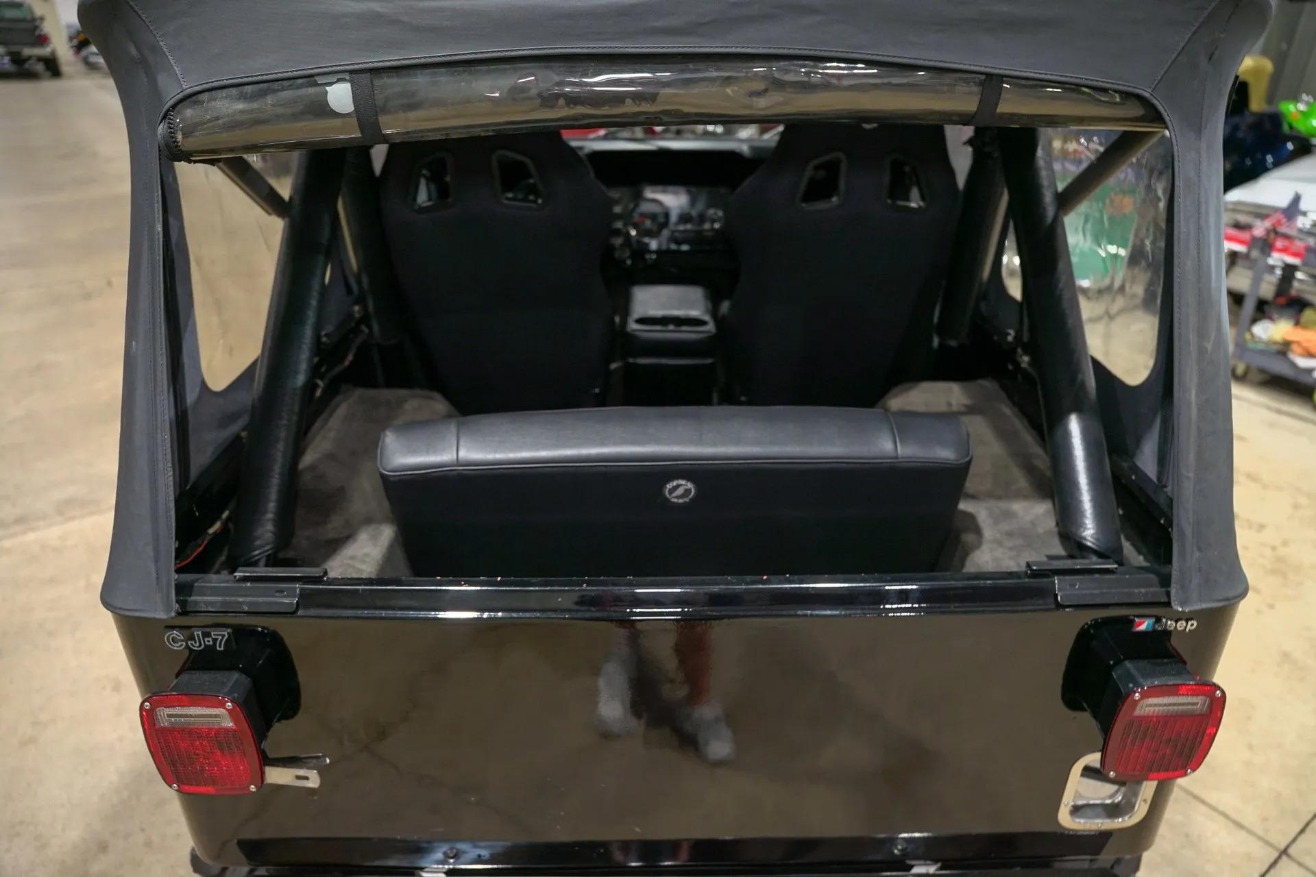 1986 Jeep CJ-7 Laredo