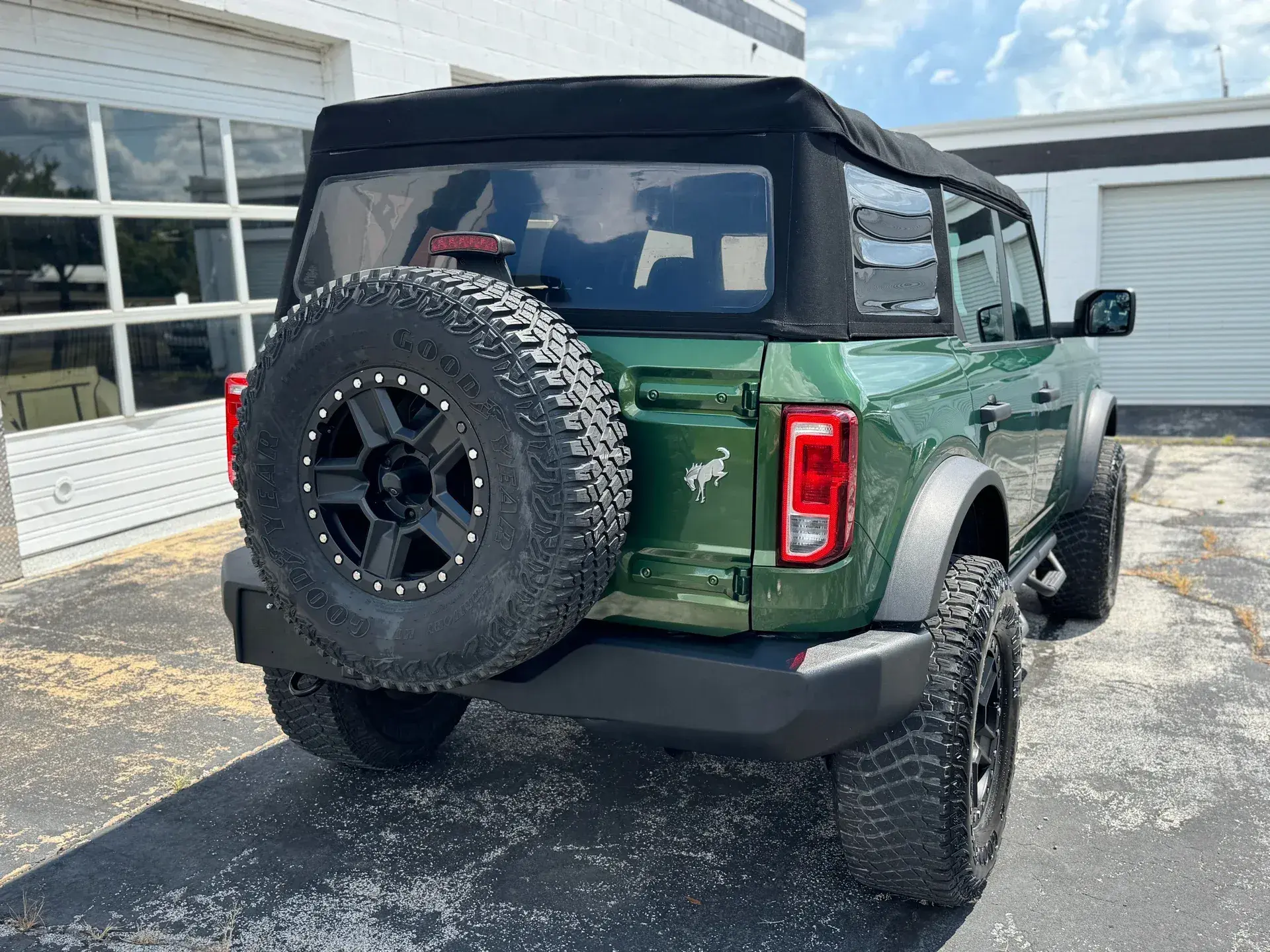 2022 Ford Bronco - 5