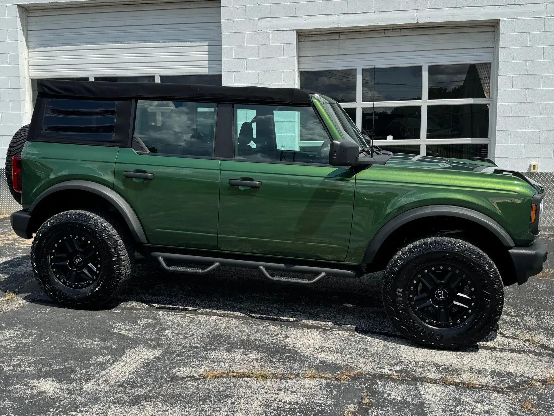 2022 Ford Bronco - 2