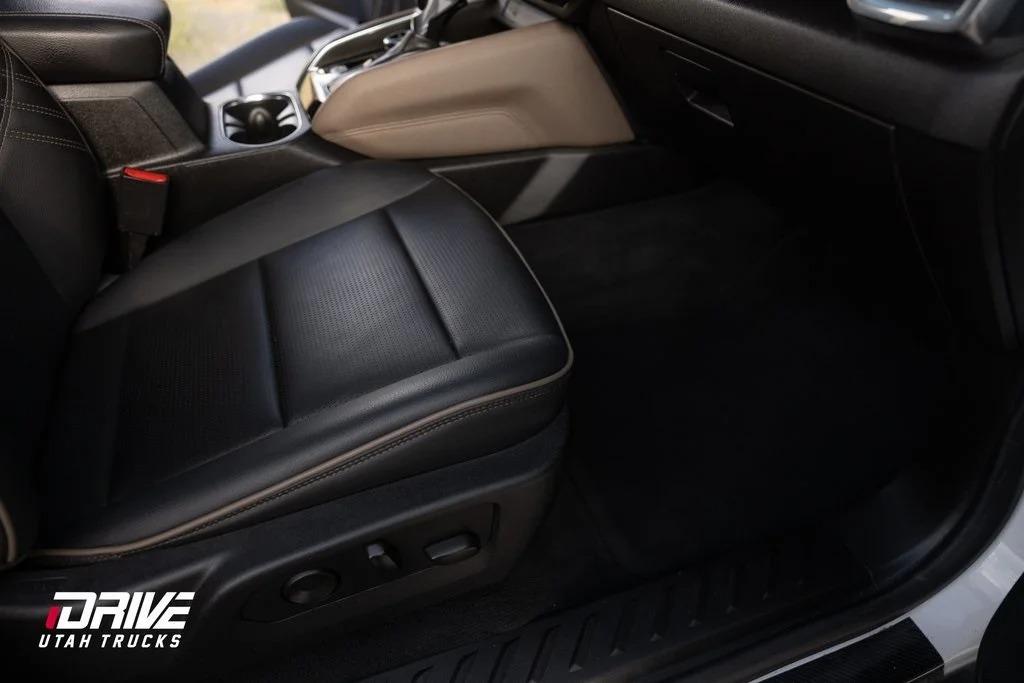 2023 GMC Canyon Denali