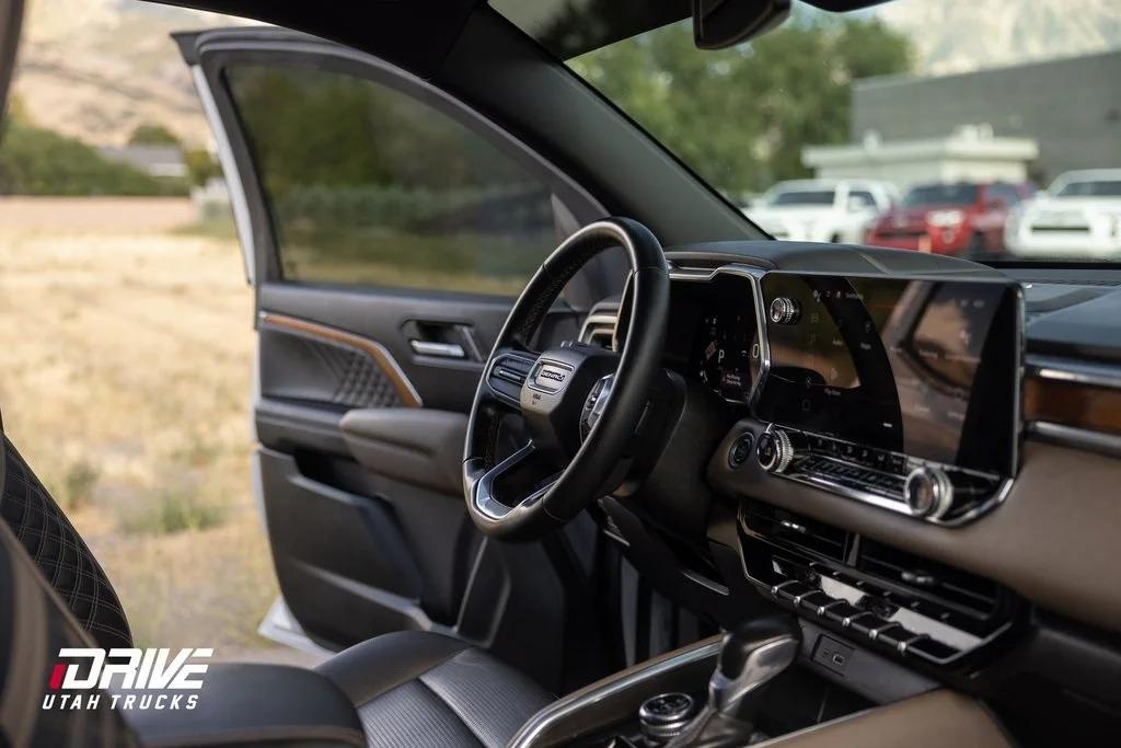 2023 GMC Canyon Denali