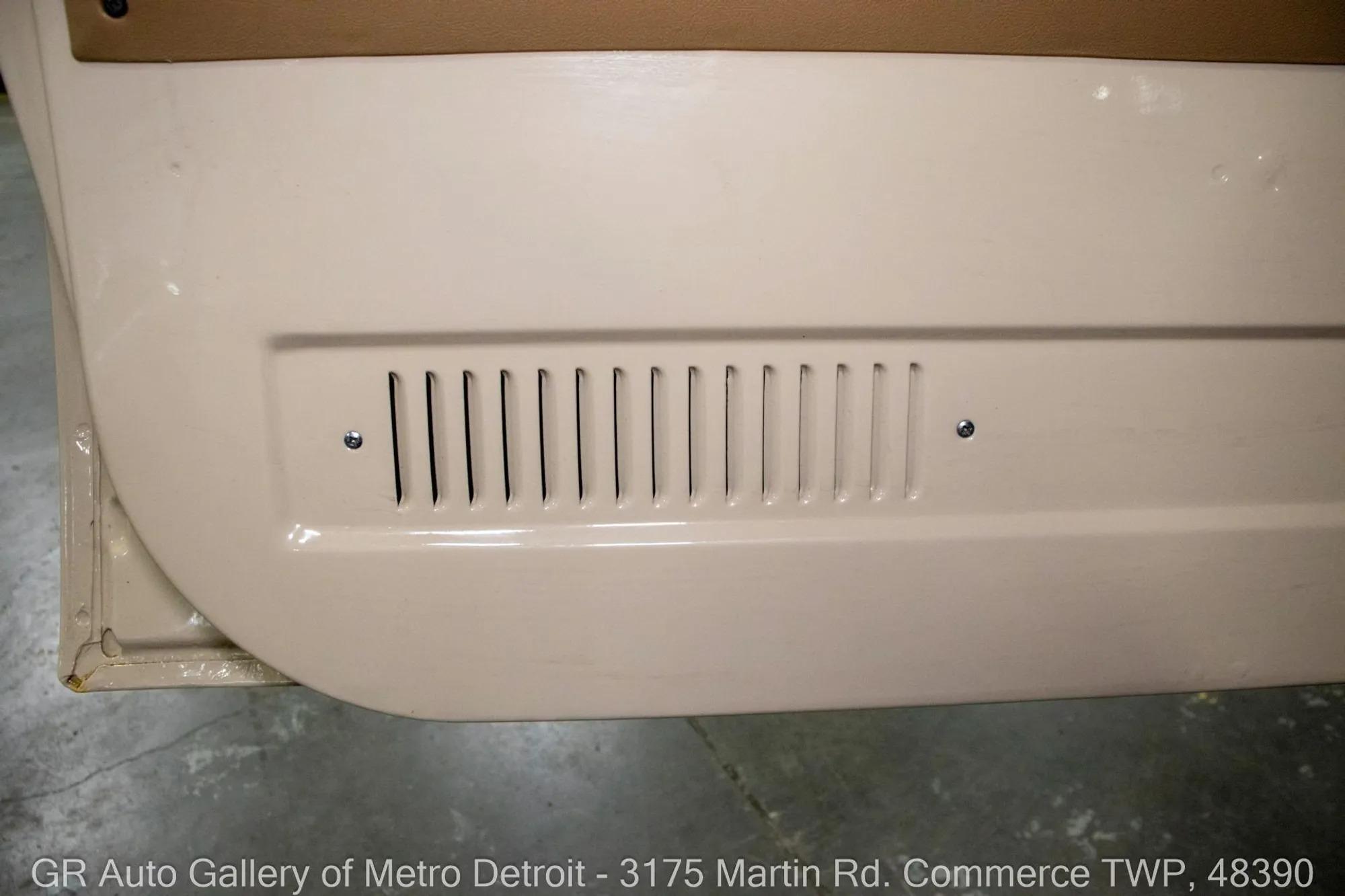 1987 Chevrolet R/V 10 Series V10