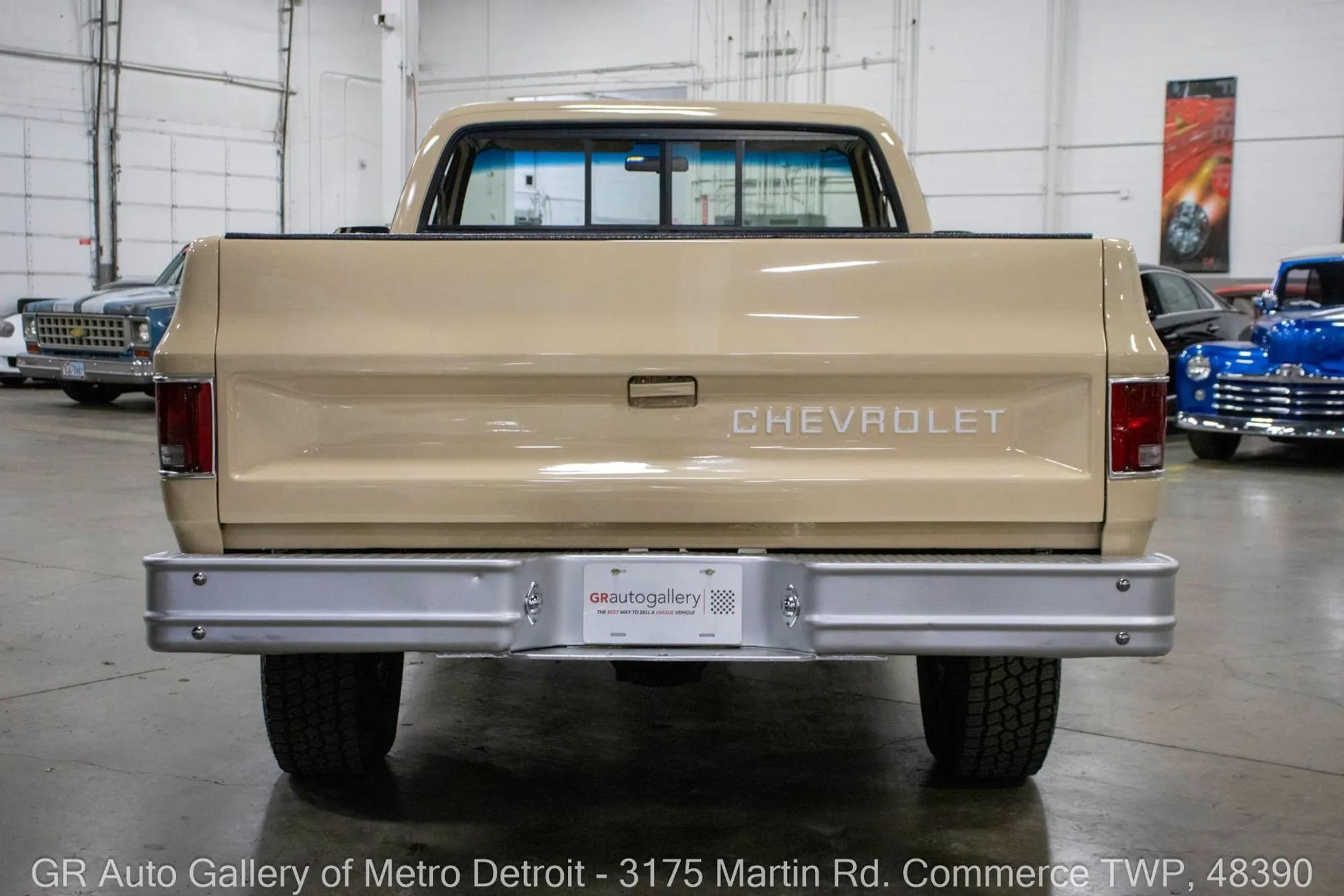 1987 Chevrolet R/V 10 Series V10