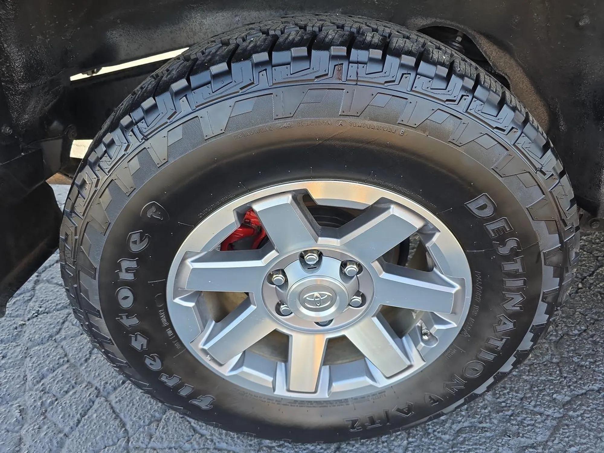 2014 Toyota FJ Cruiser - 4