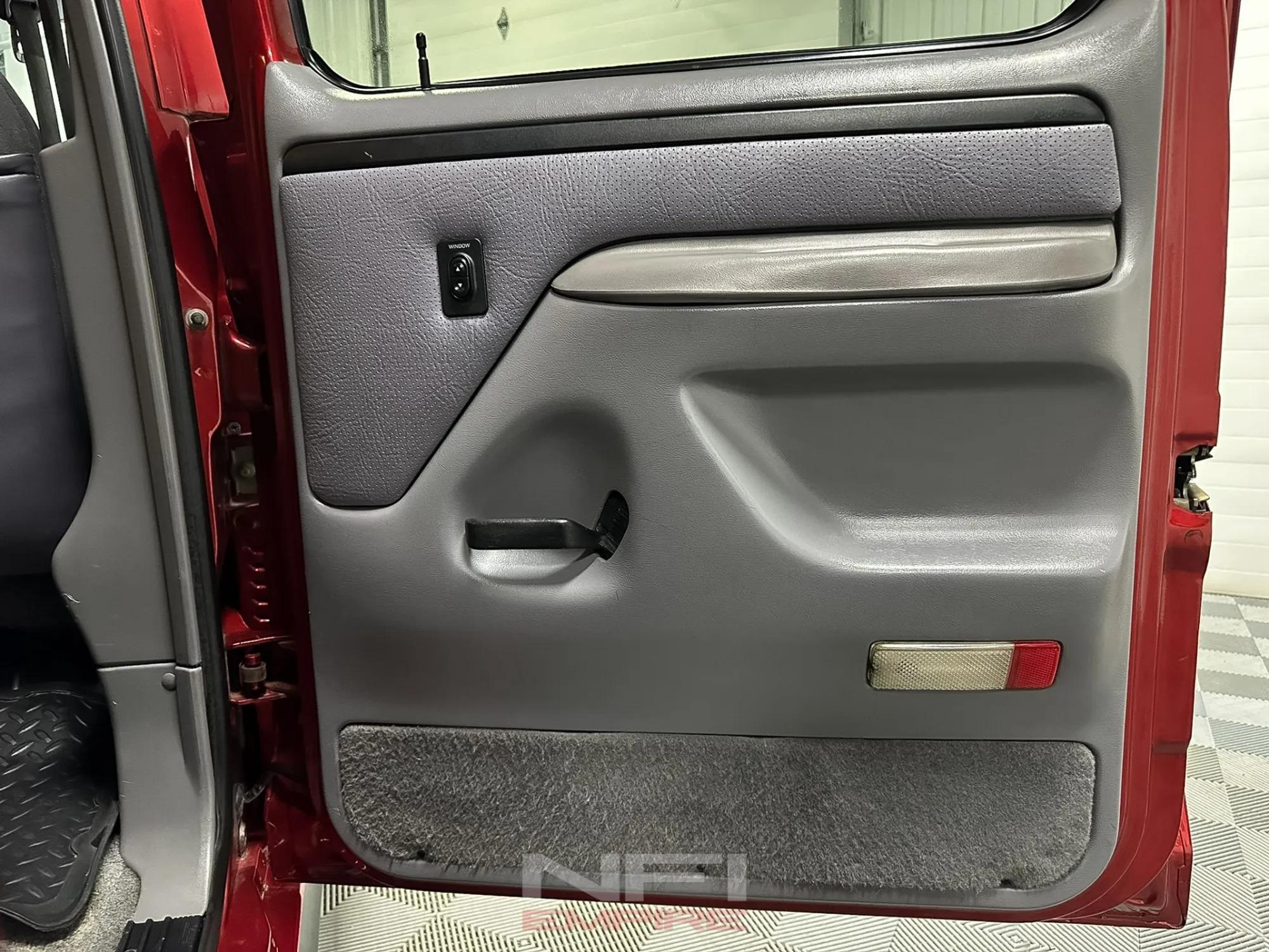 1997 Ford F-250 XL 4×4