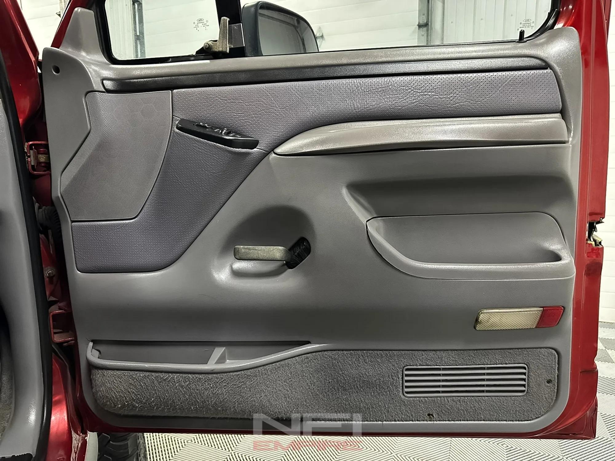 1997 Ford F-250 XL 4×4