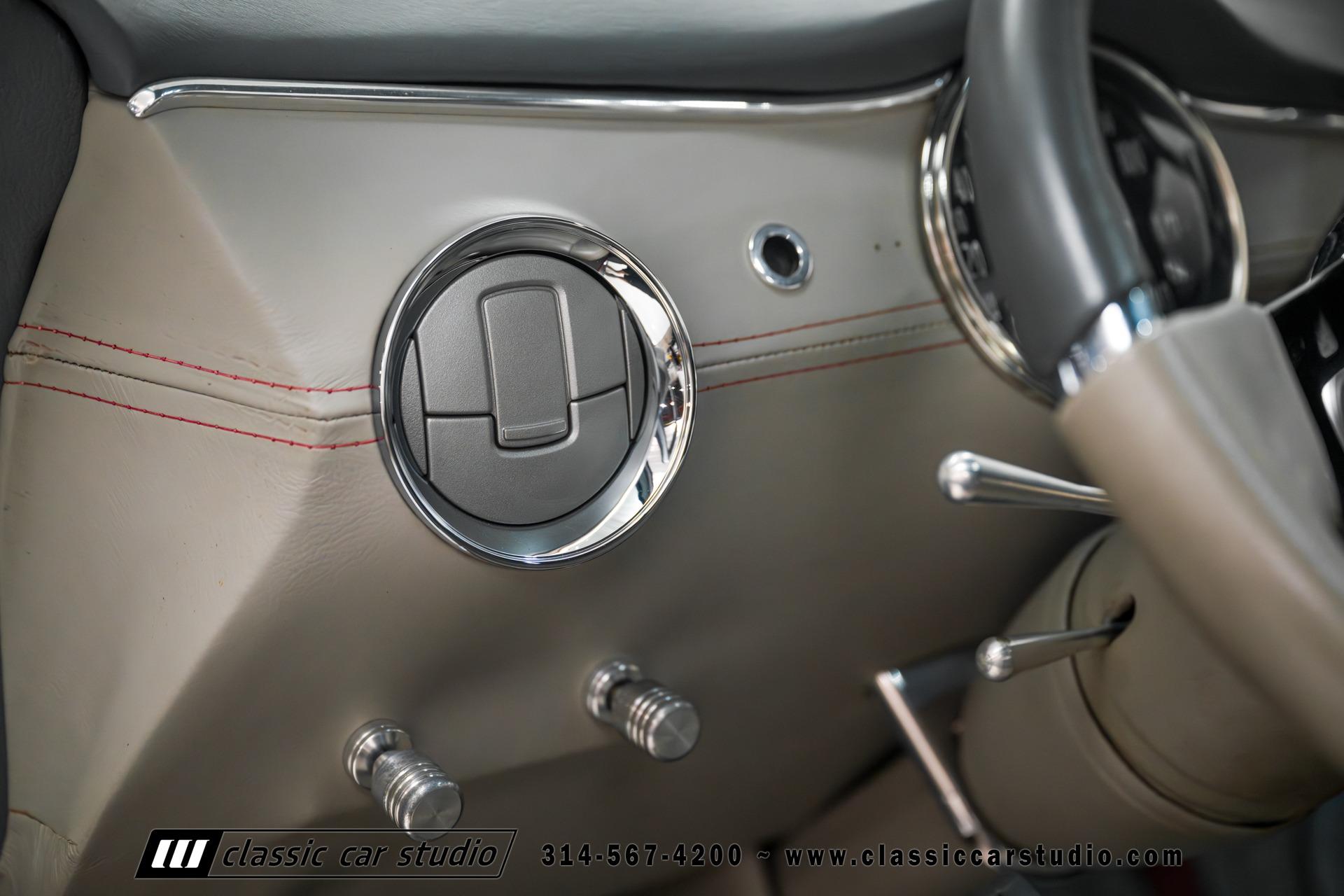 1953 Ford F-100 Pickup