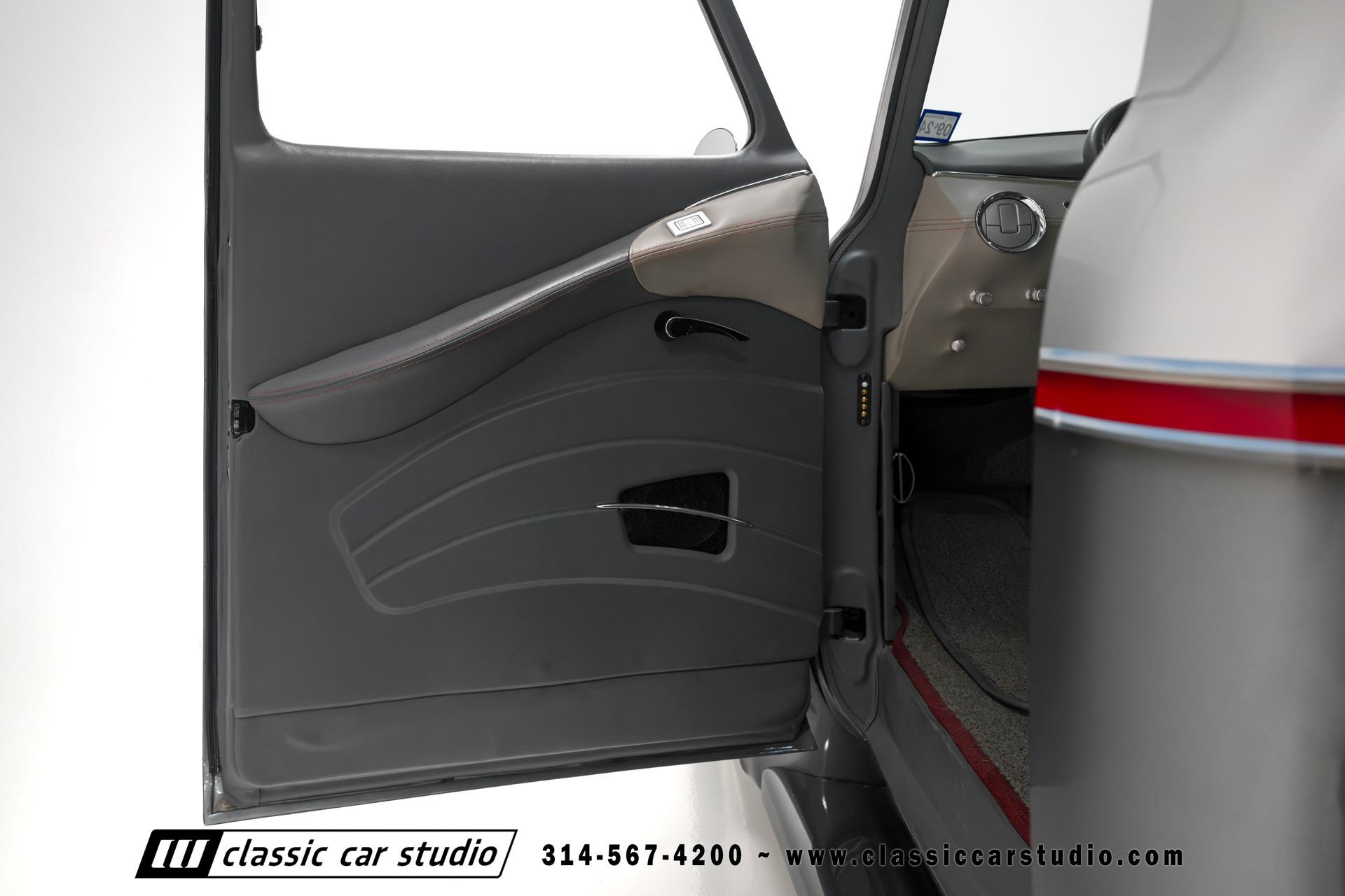 1953 Ford F-100 Pickup