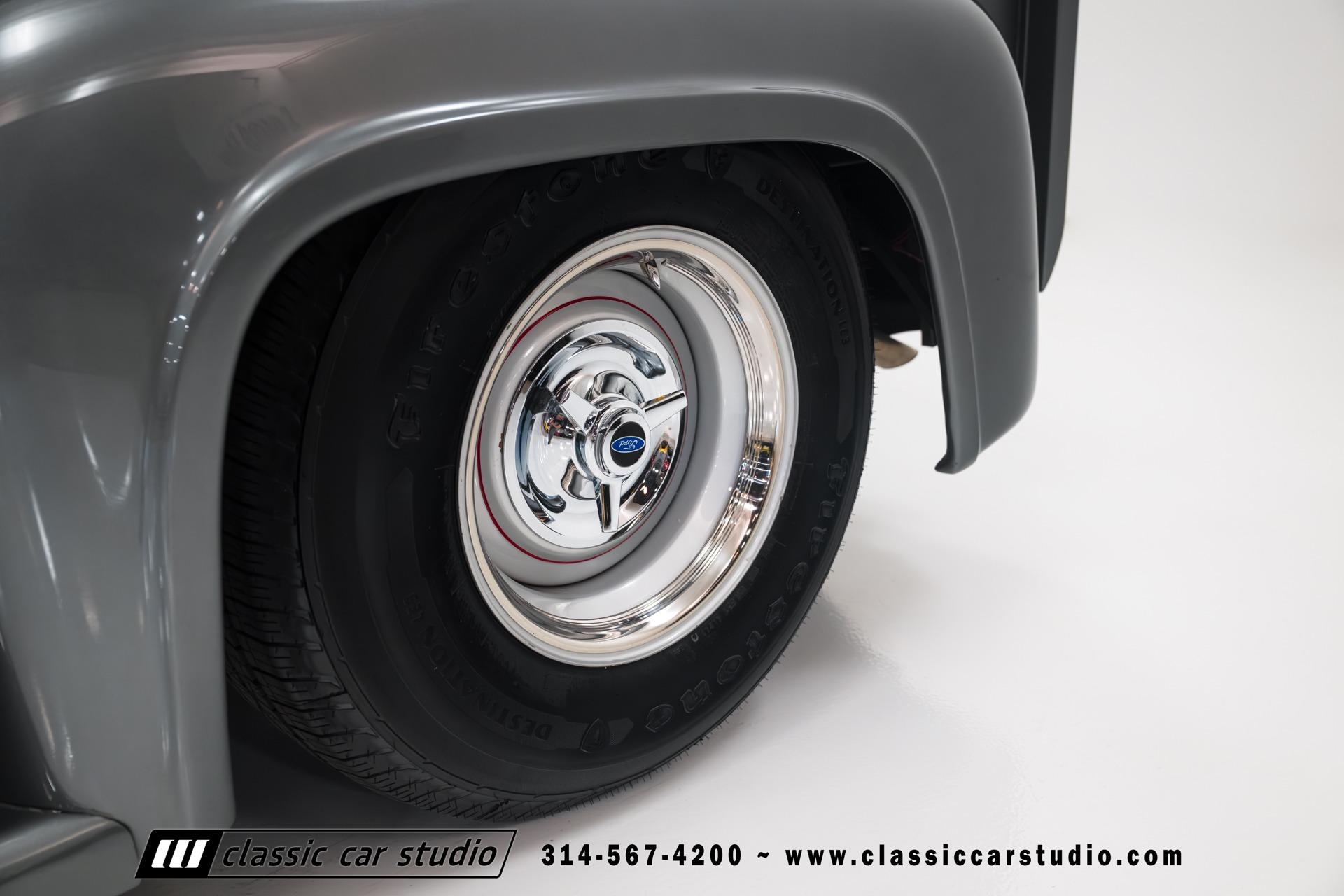 1953 Ford F-100 Pickup