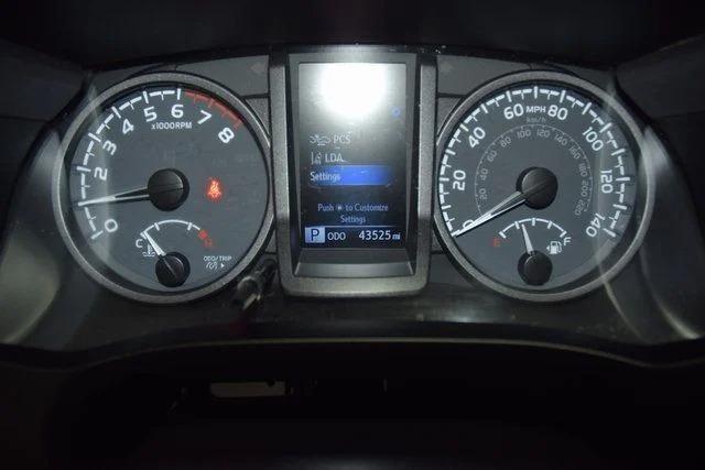 2022 Toyota Tacoma TRD Off-Road