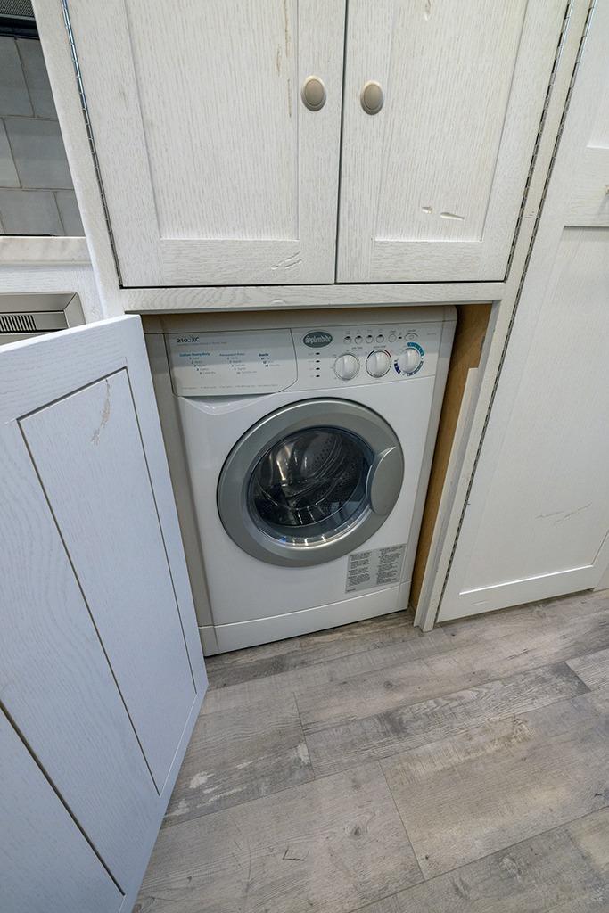 2020 EarthRoamer HD 005