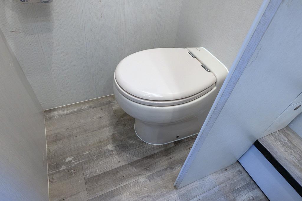 2020 EarthRoamer HD 005