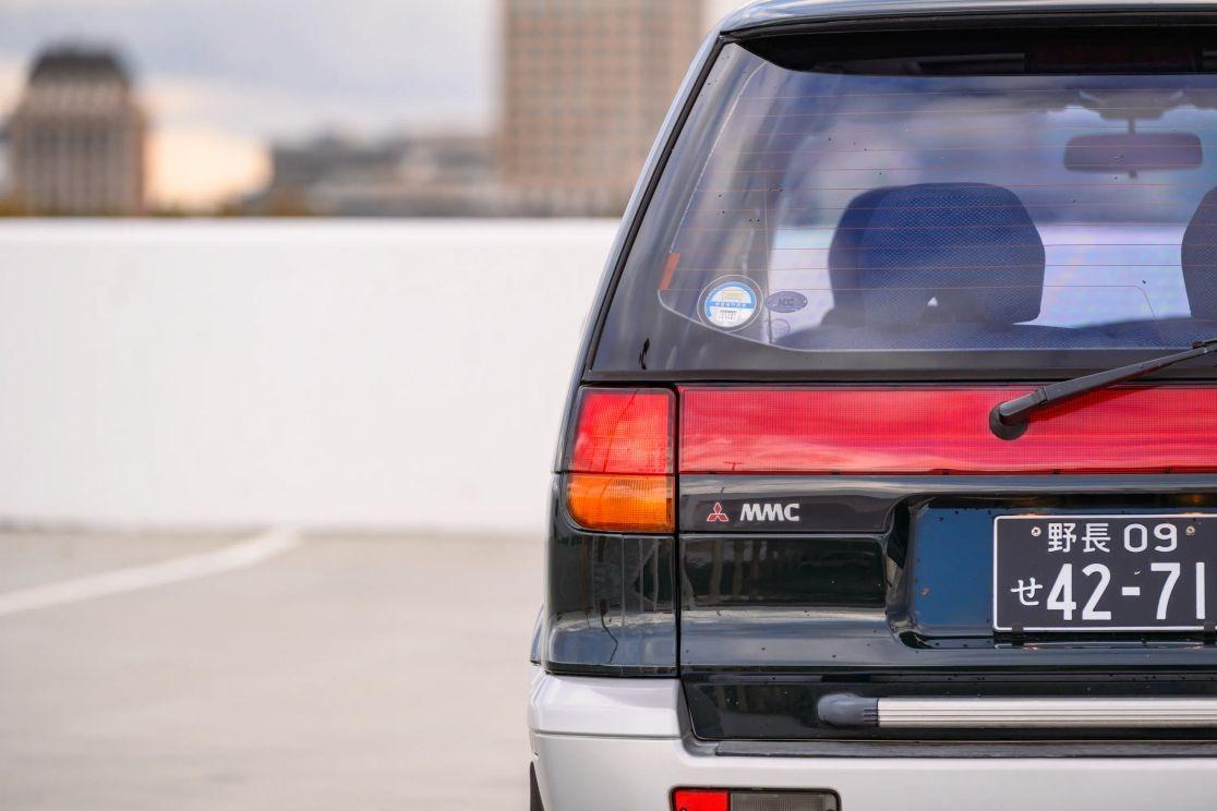 1992 Mitsubishi RVR X