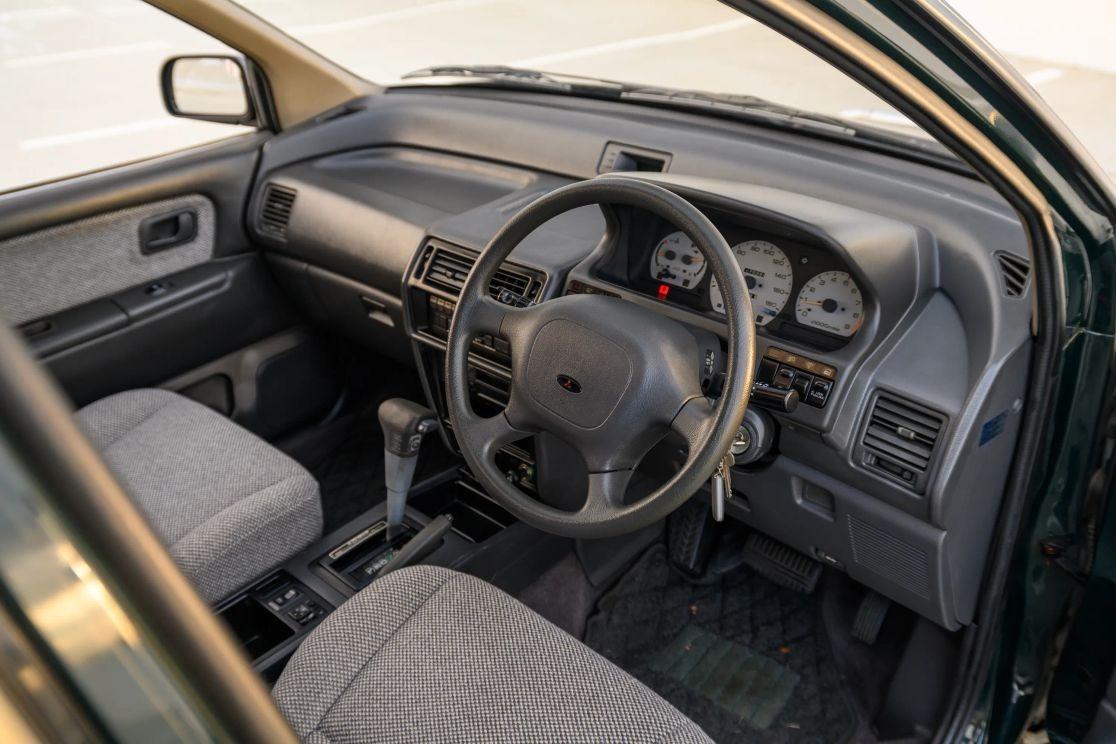 1992 Mitsubishi RVR X