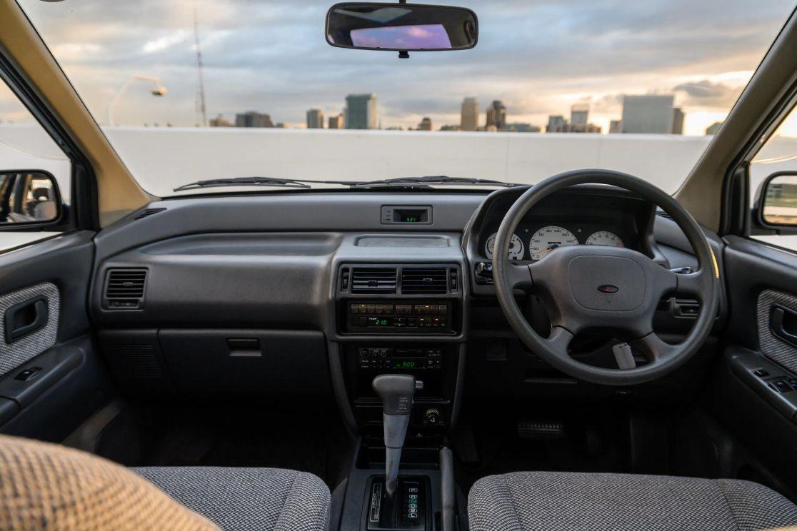 1992 Mitsubishi RVR X