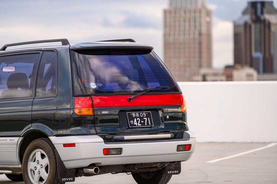 1992 Mitsubishi RVR X