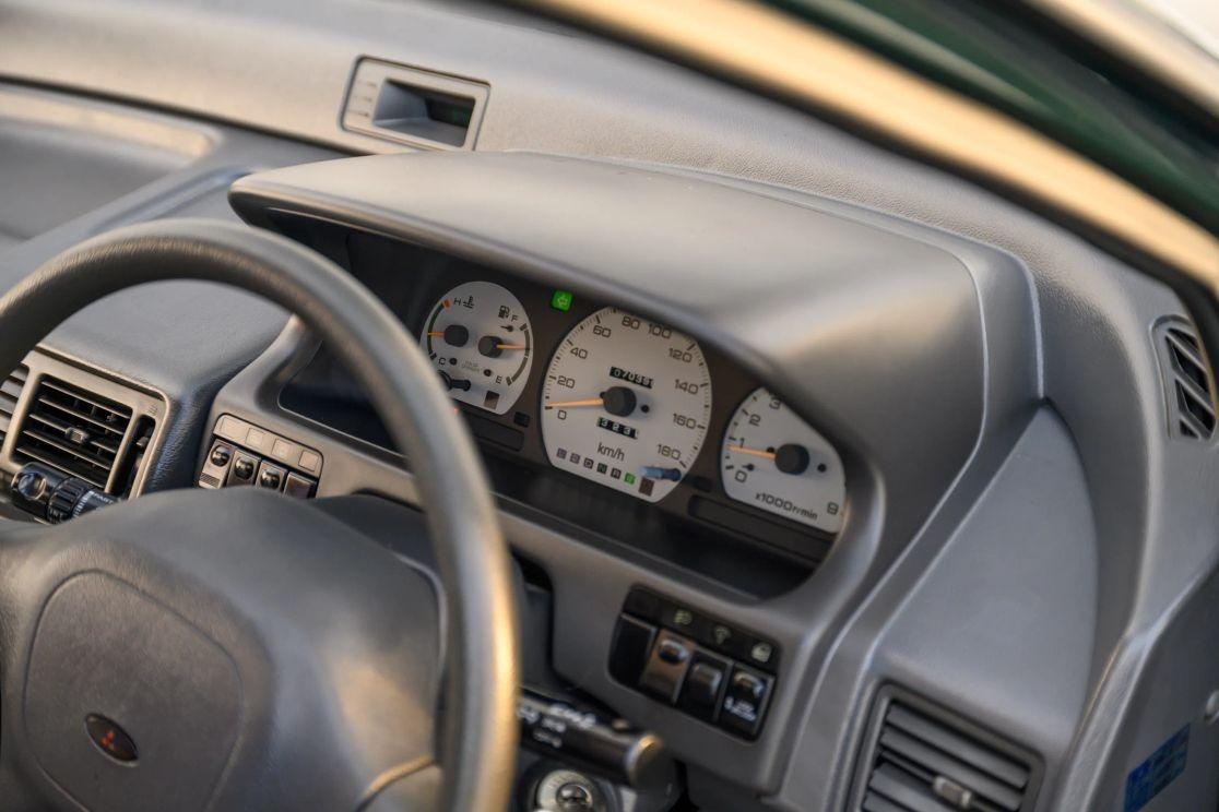 1992 Mitsubishi RVR X