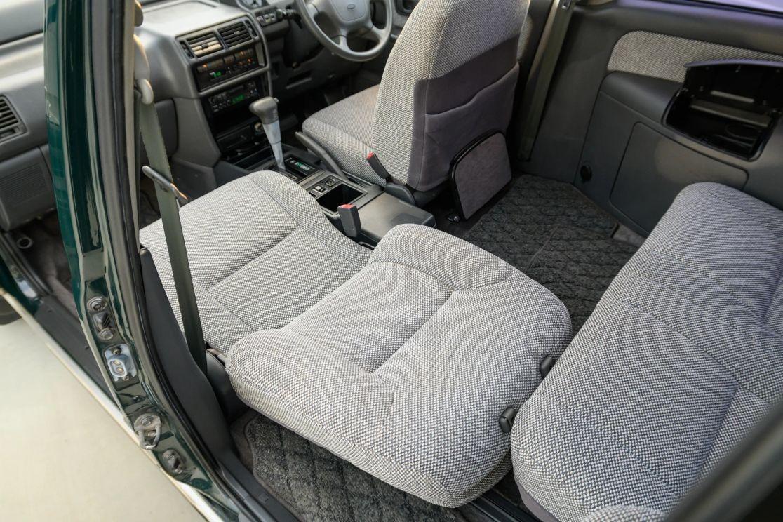 1992 Mitsubishi RVR X