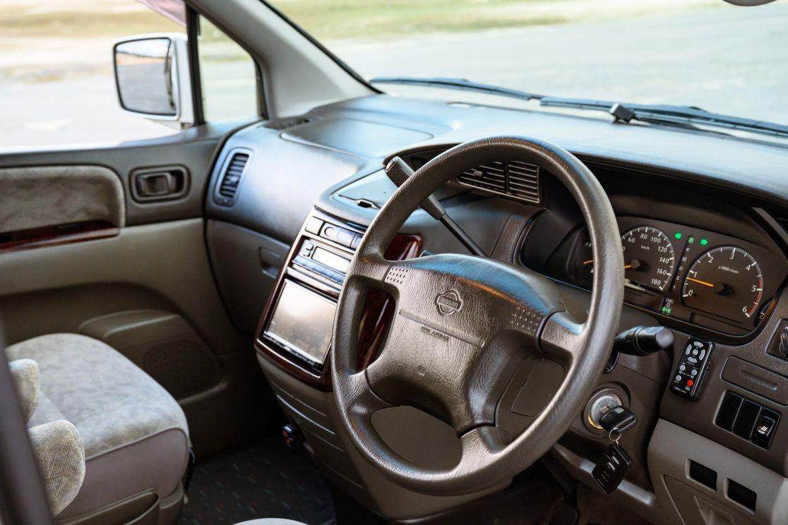 1997 Nissan Elgrand V