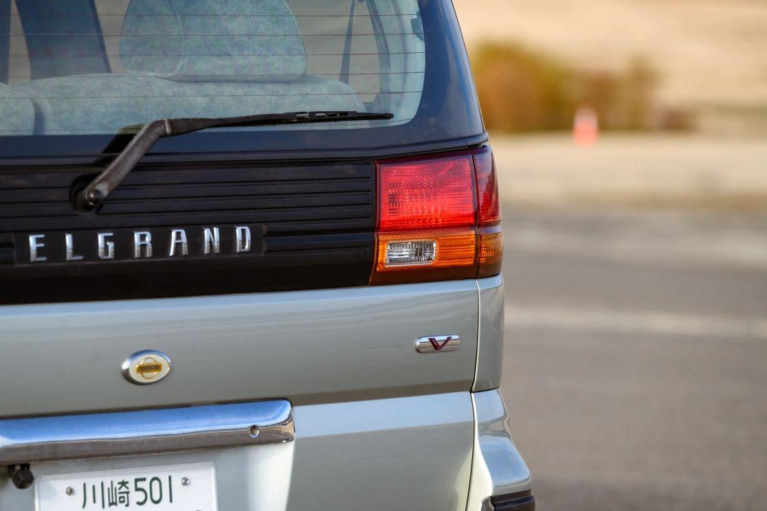 1997 Nissan Elgrand V