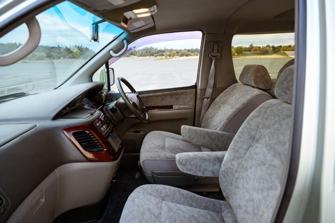 1997 Nissan Elgrand V