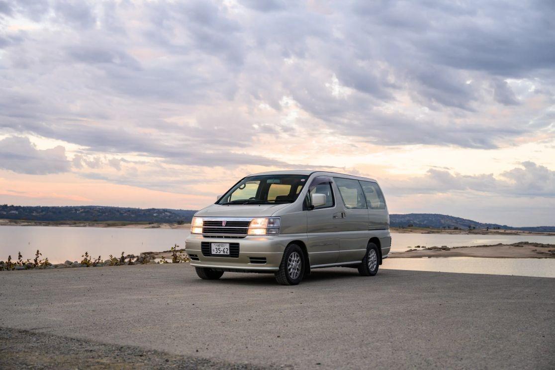 1997 Nissan Elgrand V