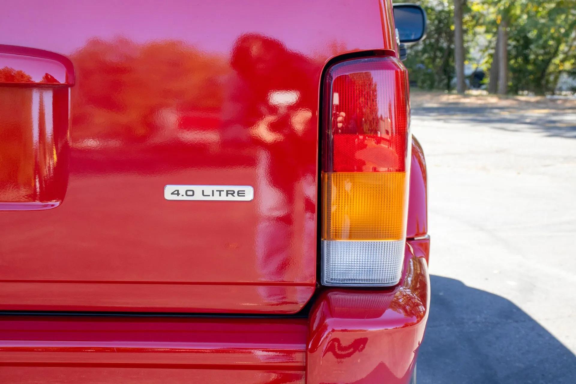 13k Mile 2001 Jeep Cherokee Limited