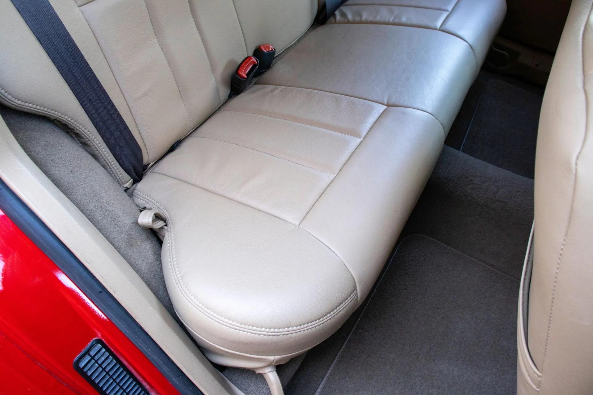 13k Mile 2001 Jeep Cherokee Limited