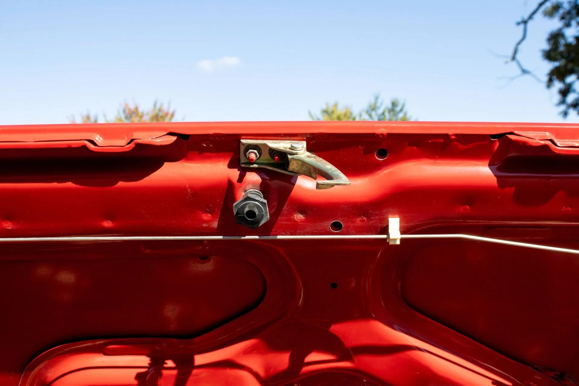 13k Mile 2001 Jeep Cherokee Limited