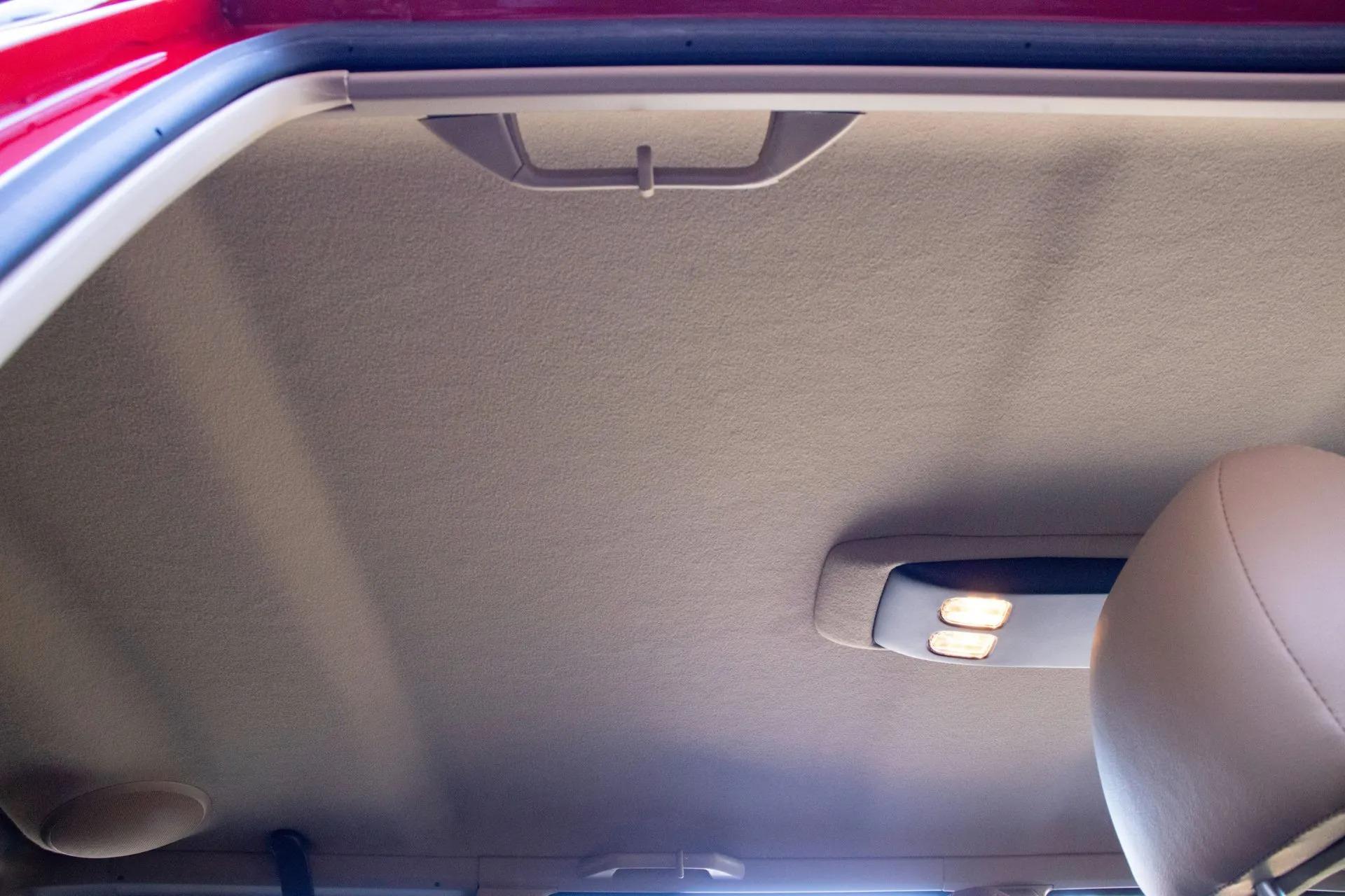 13k Mile 2001 Jeep Cherokee Limited