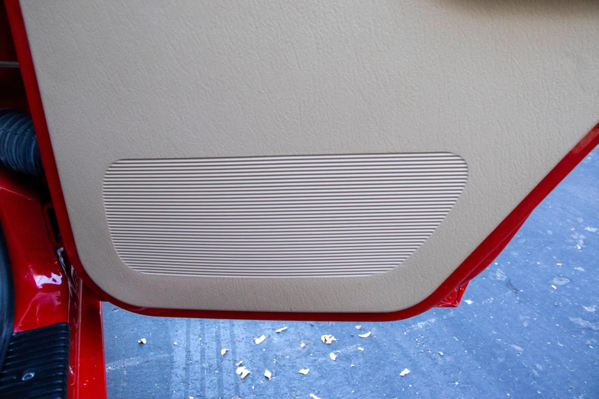 13k Mile 2001 Jeep Cherokee Limited