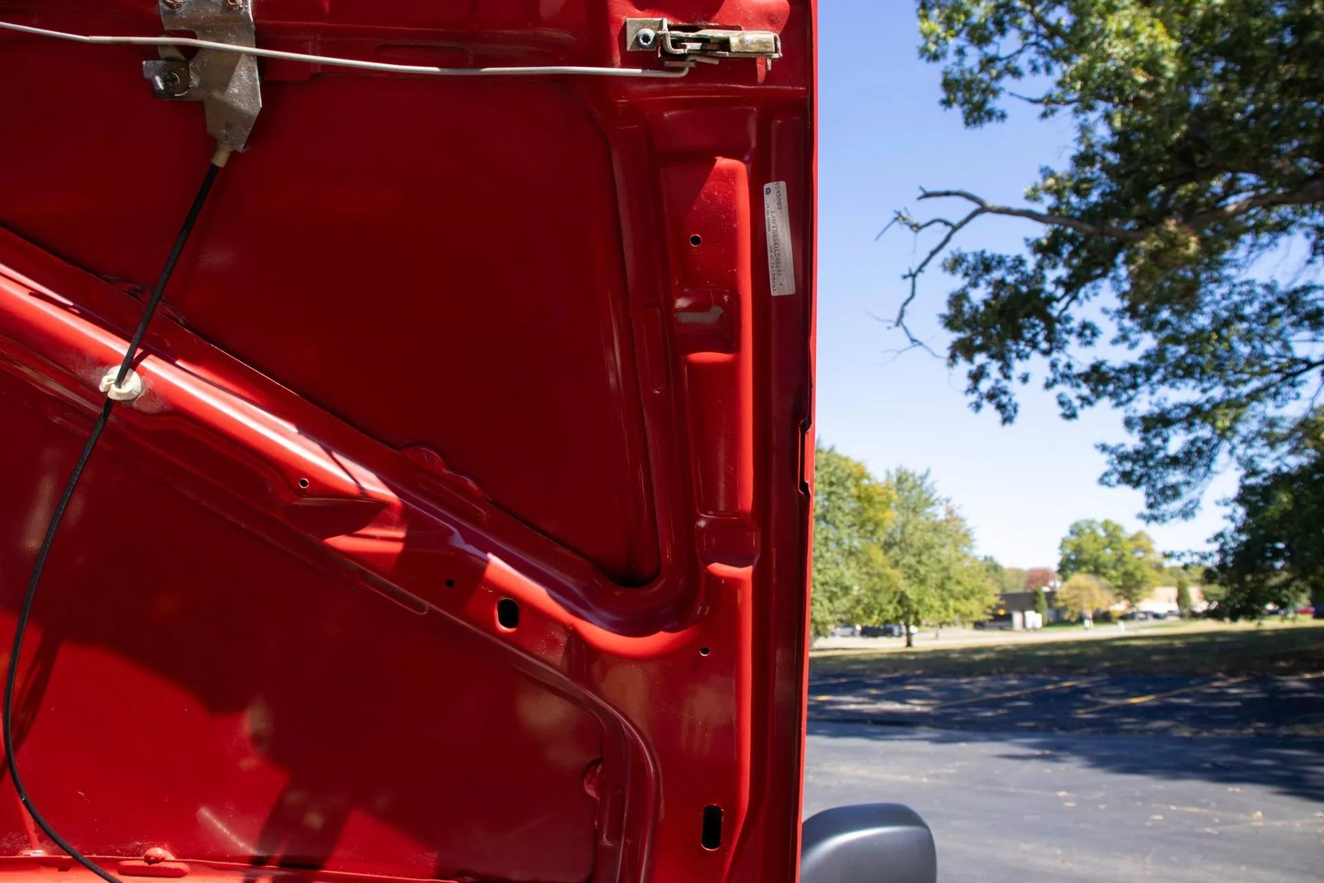 13k Mile 2001 Jeep Cherokee Limited