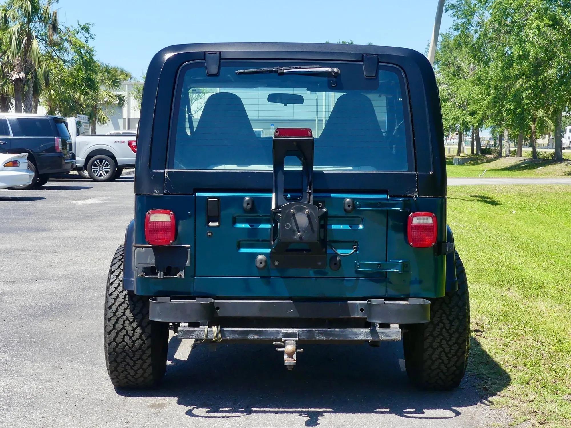 1995 Jeep Wrangler S
