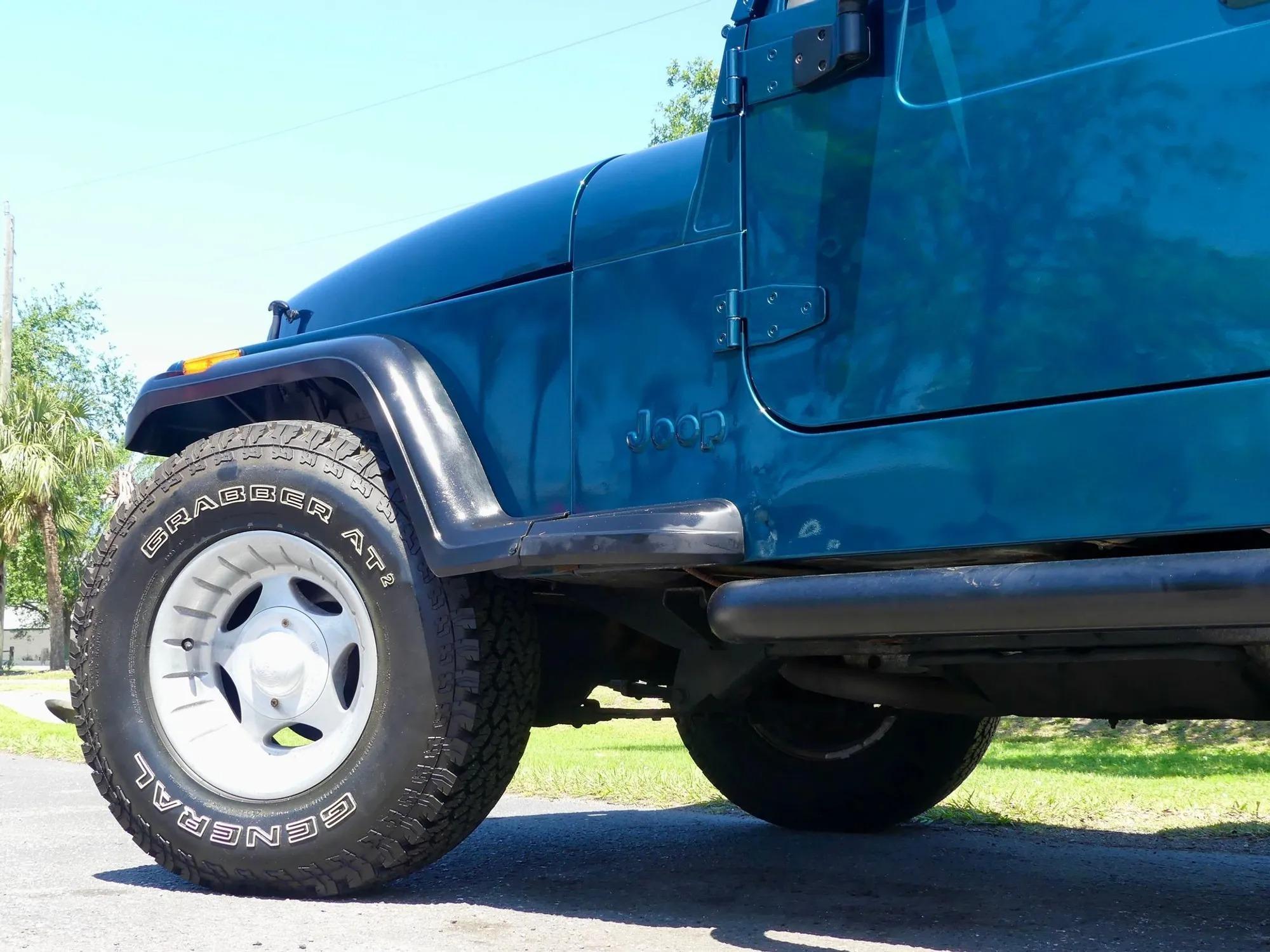 1995 Jeep Wrangler S