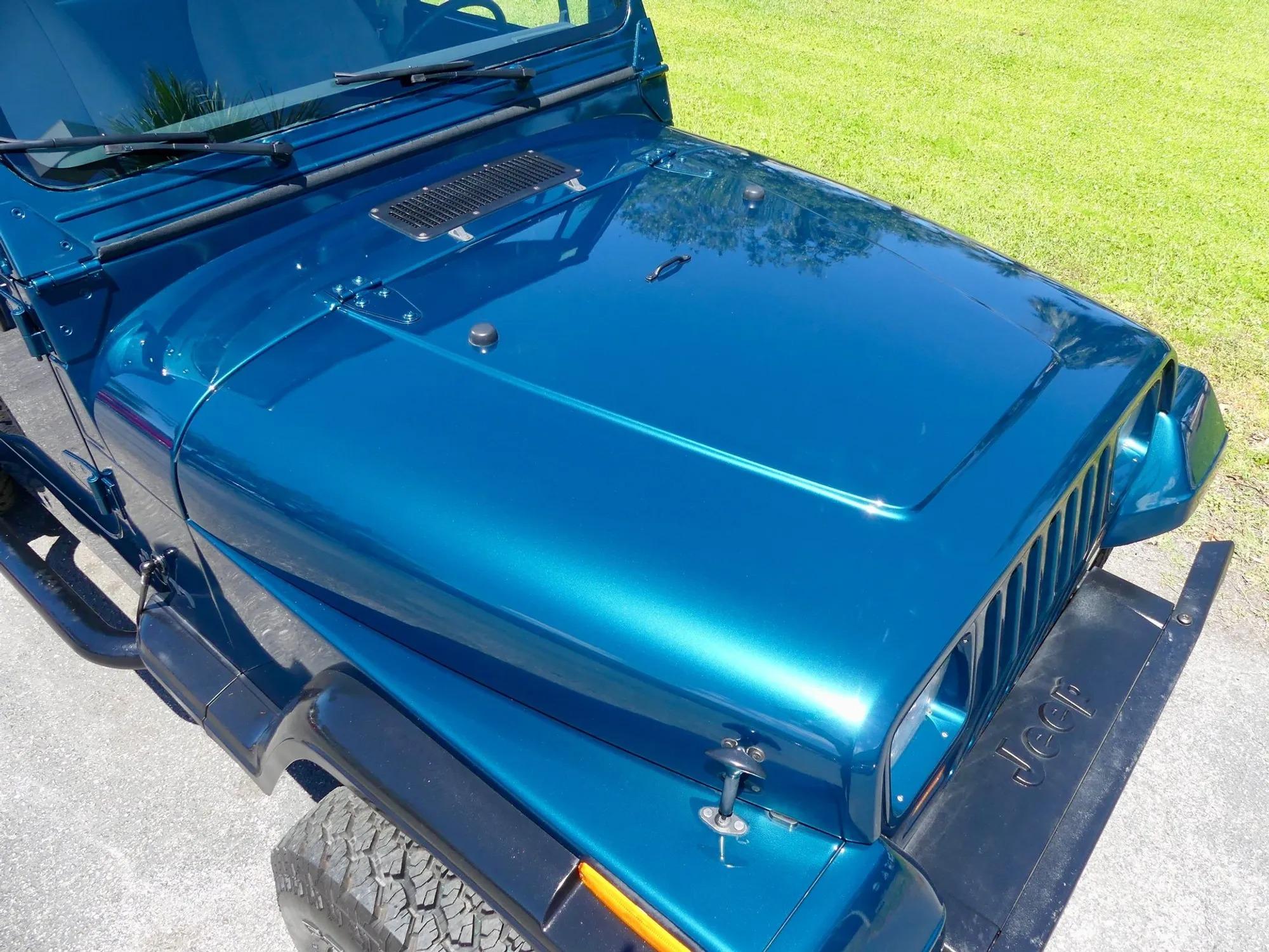 1995 Jeep Wrangler S
