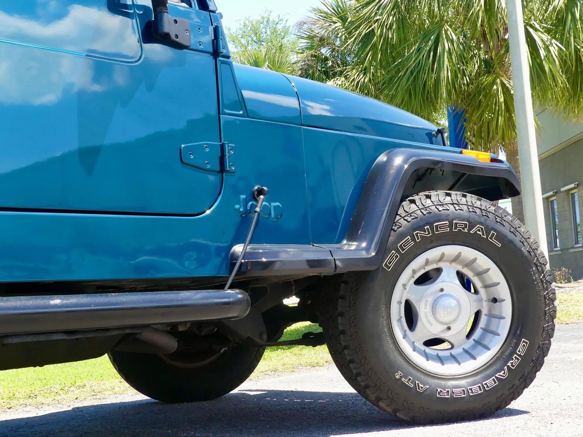 1995 Jeep Wrangler S
