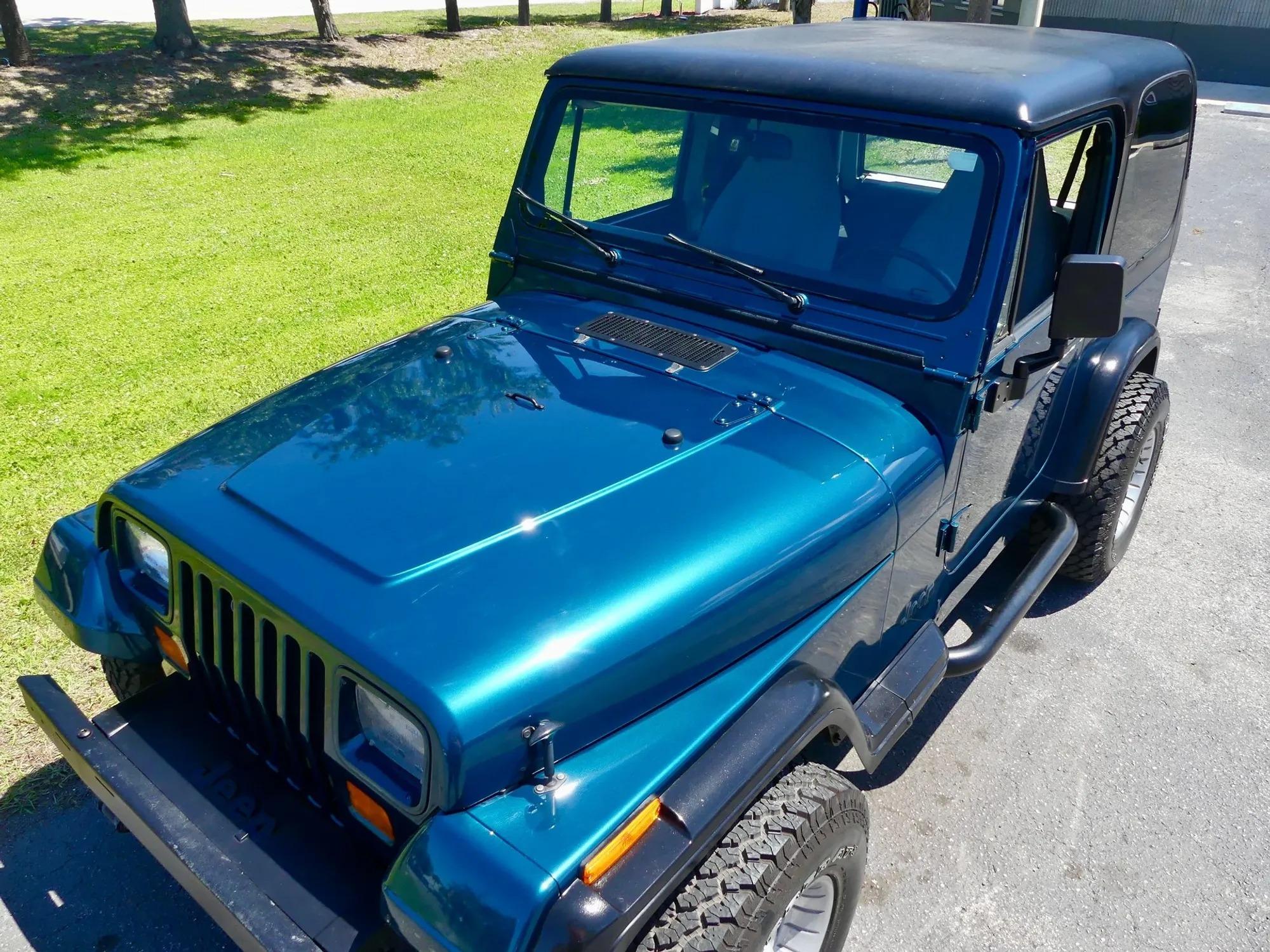 1995 Jeep Wrangler S