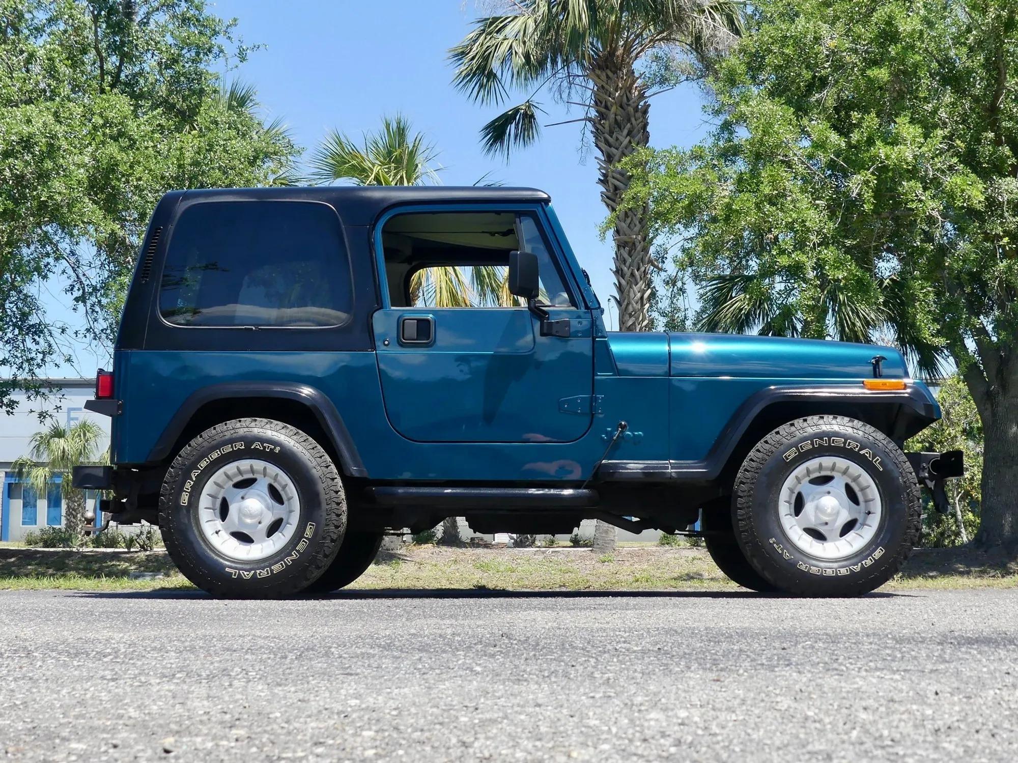 1995 Jeep Wrangler S
