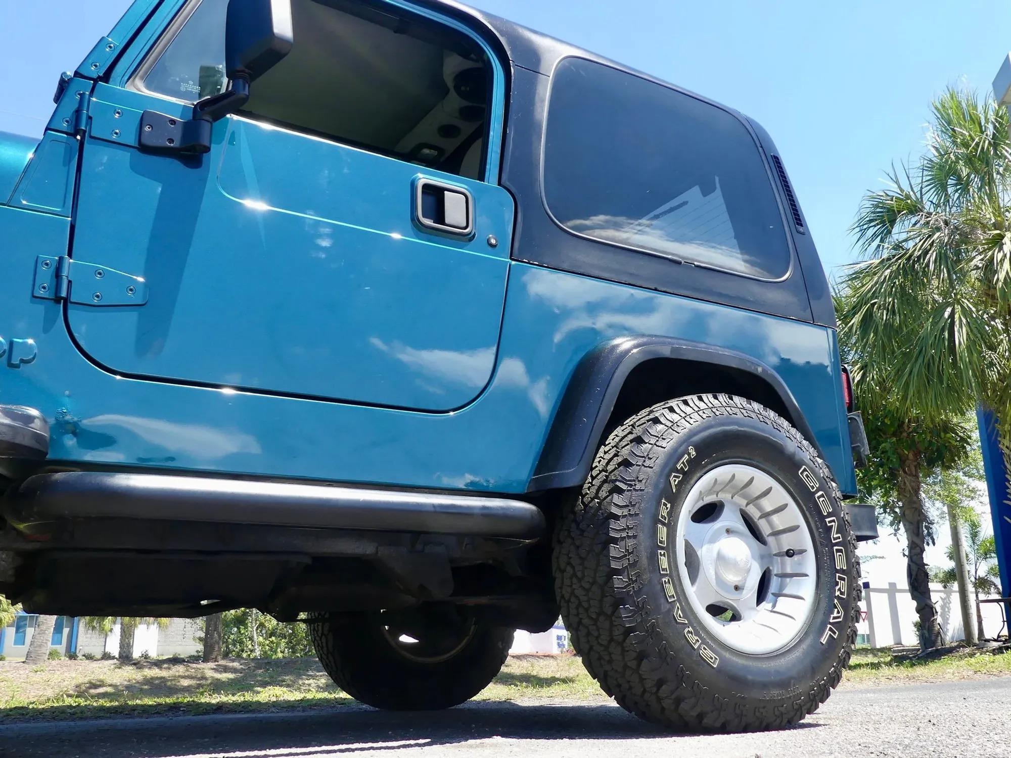 1995 Jeep Wrangler S