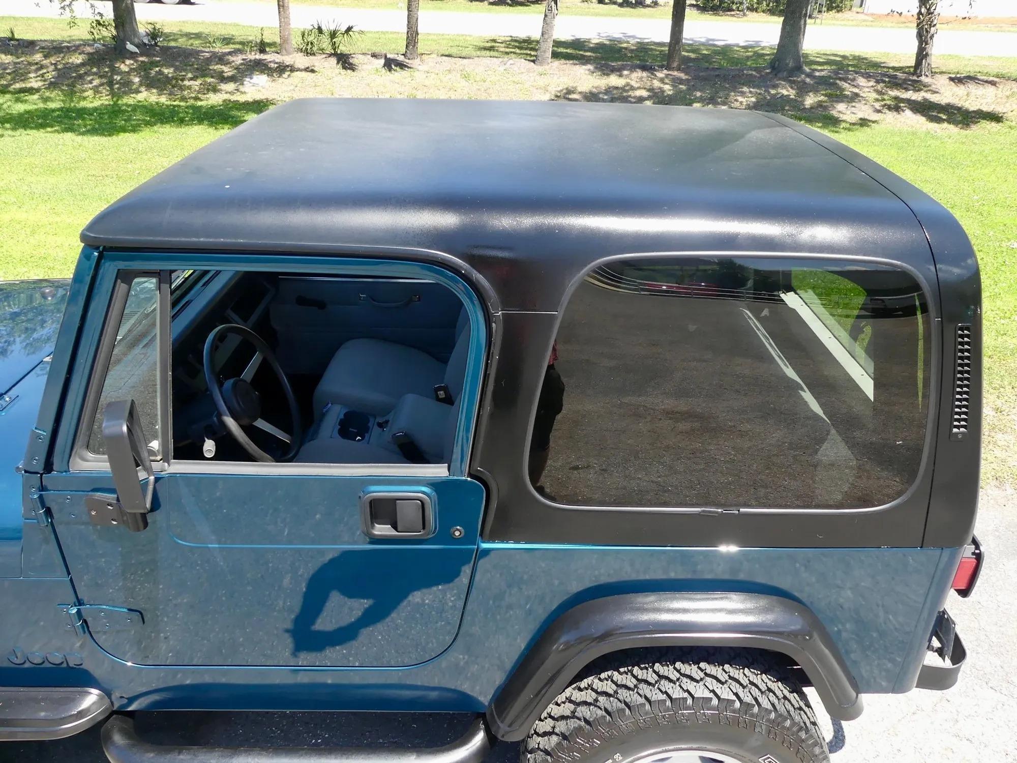 1995 Jeep Wrangler S