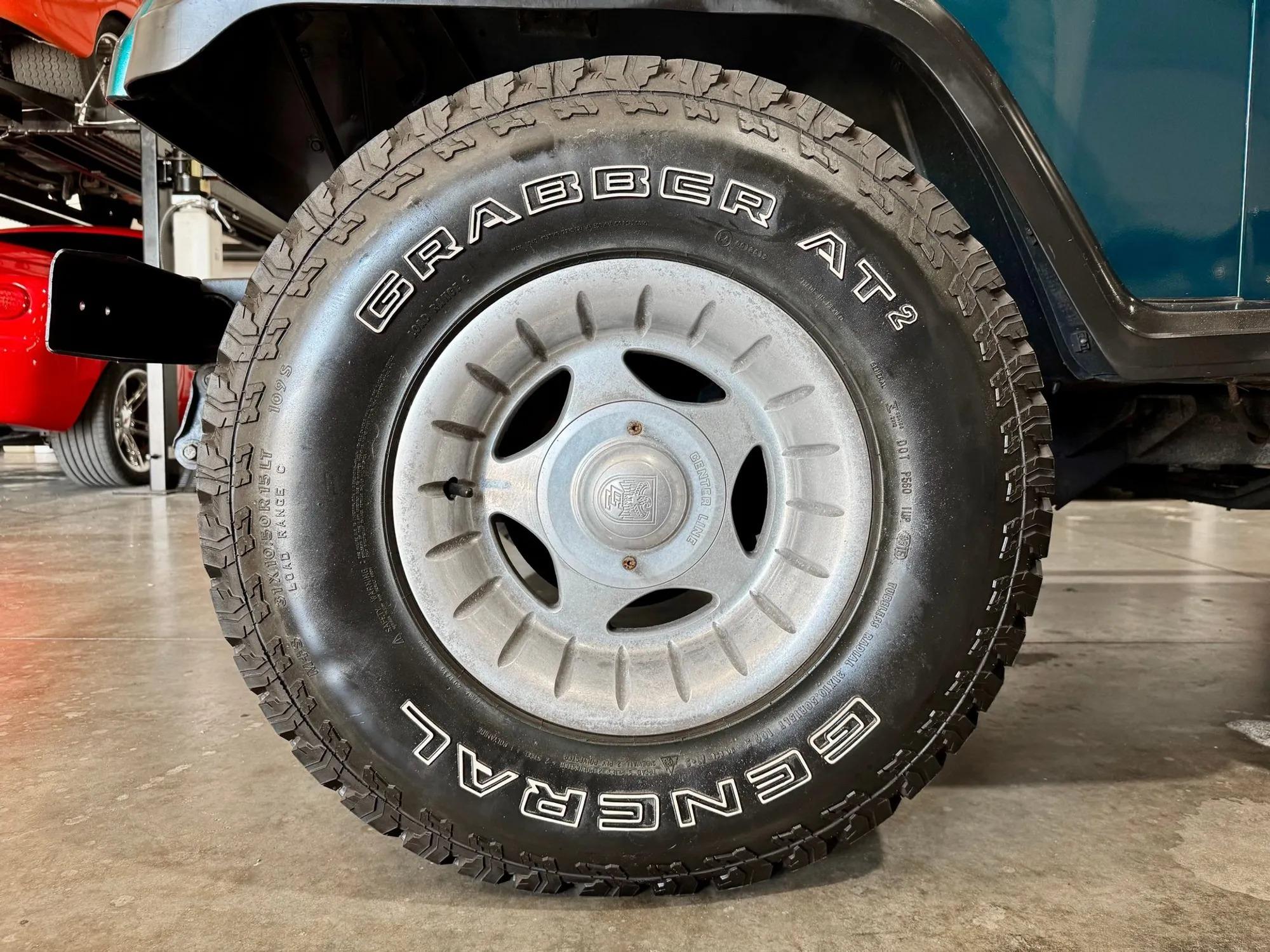 1995 Jeep Wrangler S