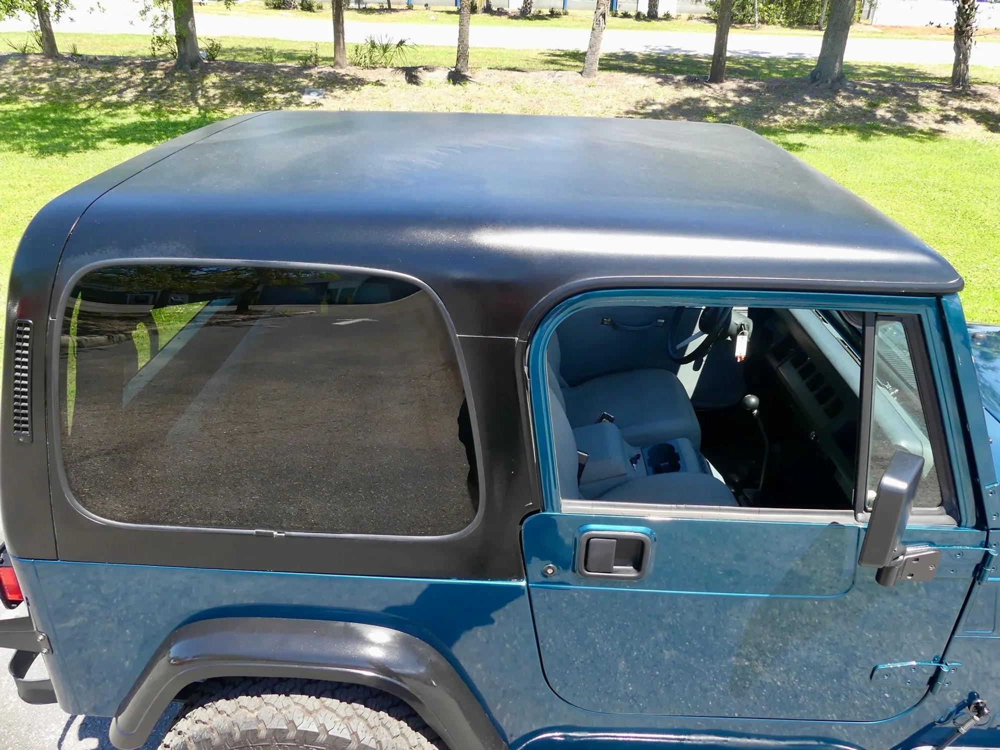 1995 Jeep Wrangler S