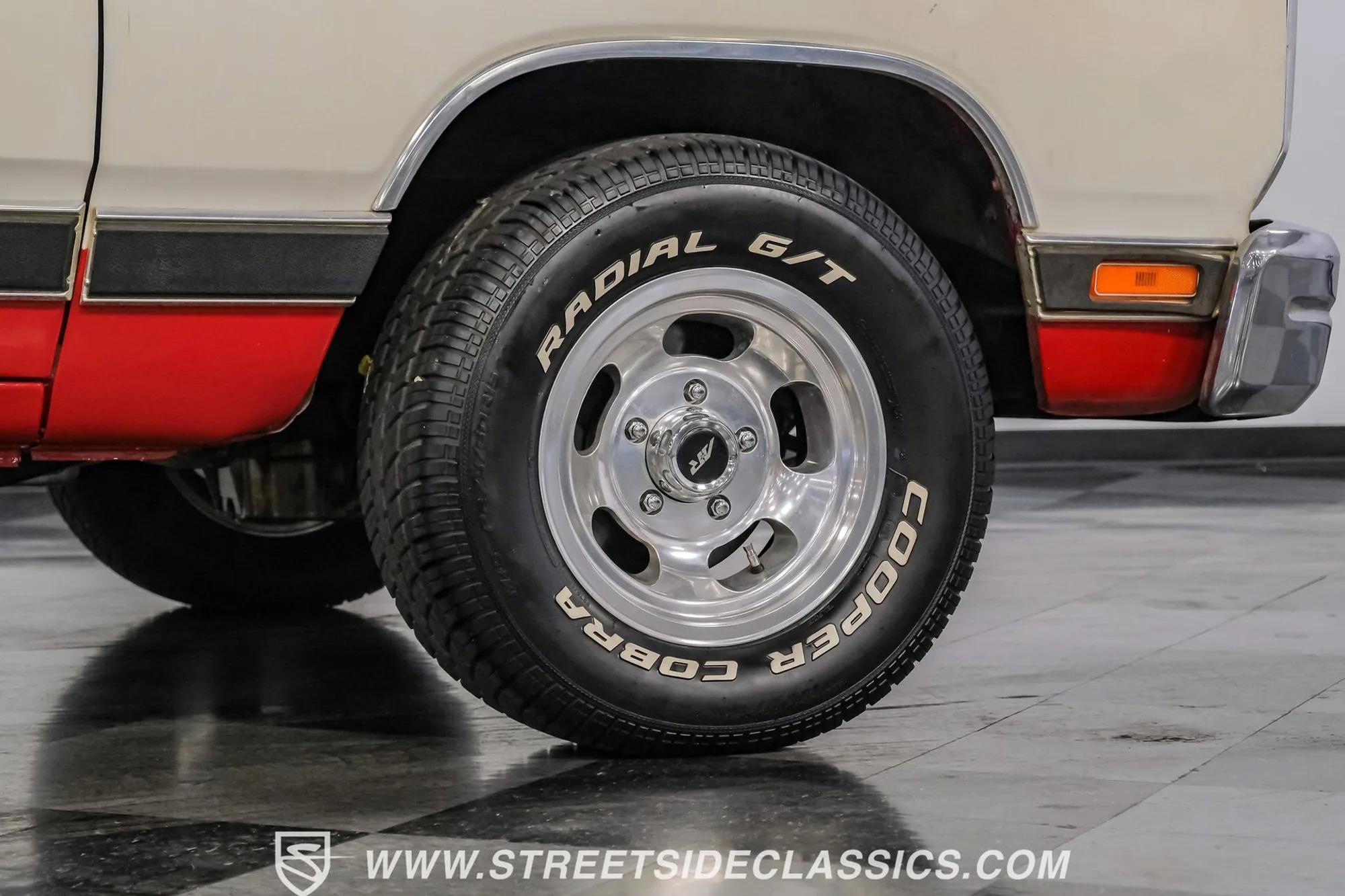 1987 Dodge Ram 150 LE Restomod