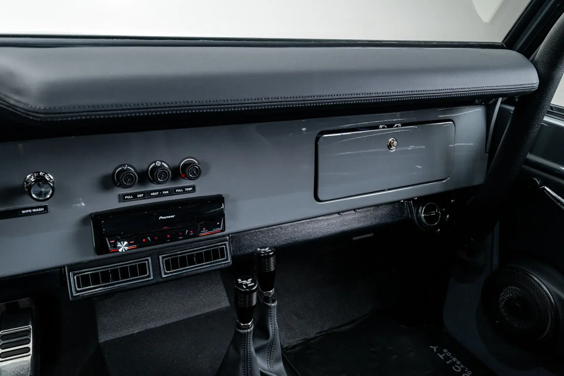 Velocity-Built 1972 Ford Bronco